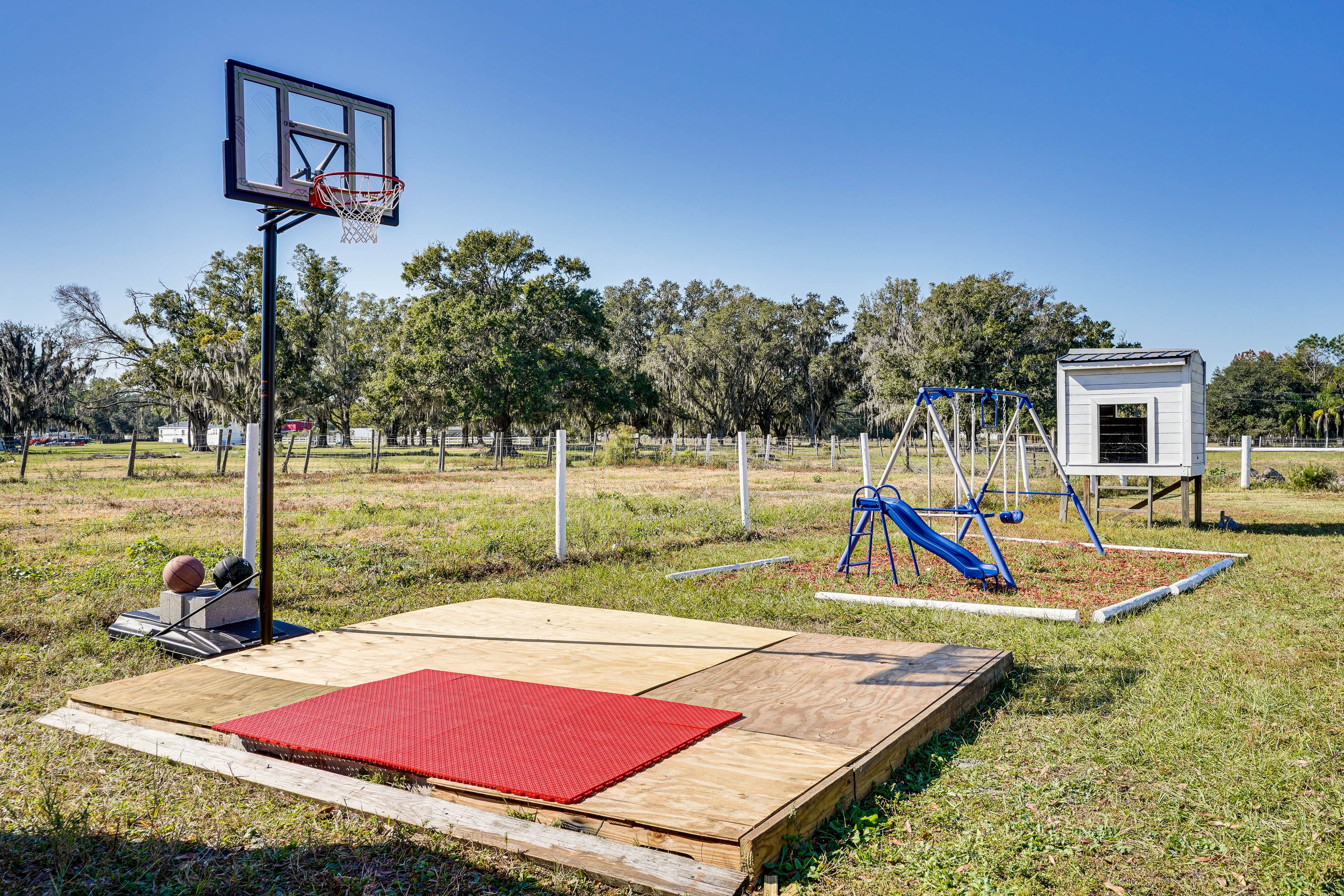Yard Space | Basketball Hoop | Playground