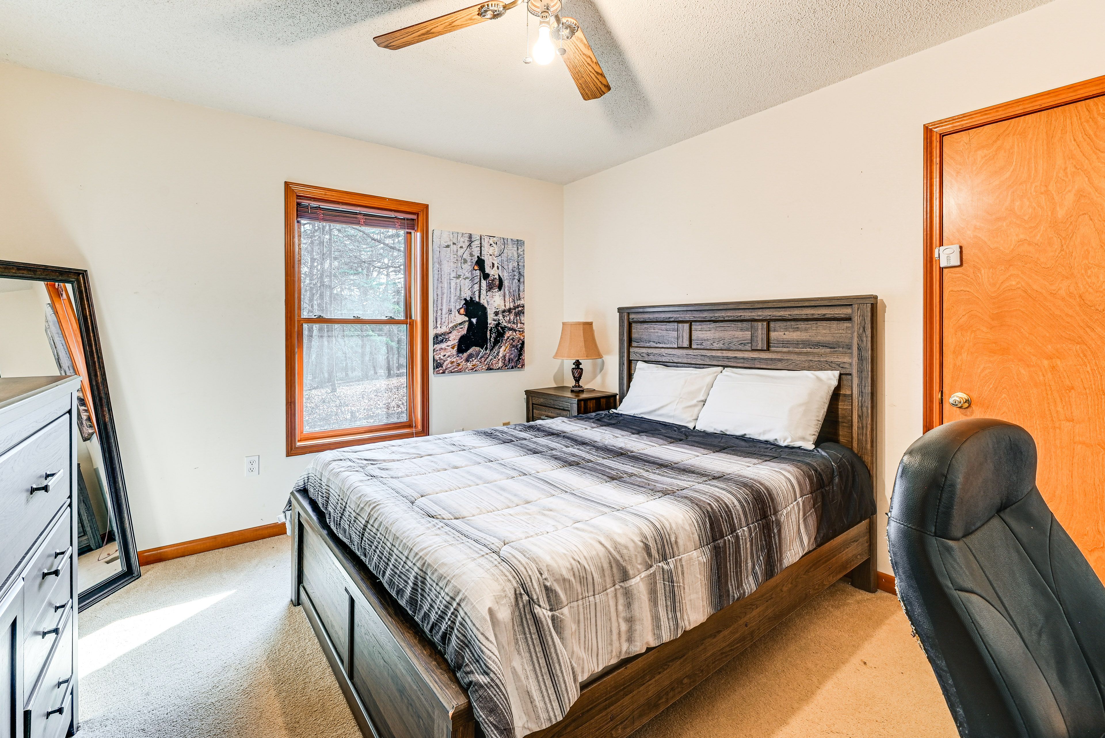 Bedroom 2 | Upper Level | Queen Bed