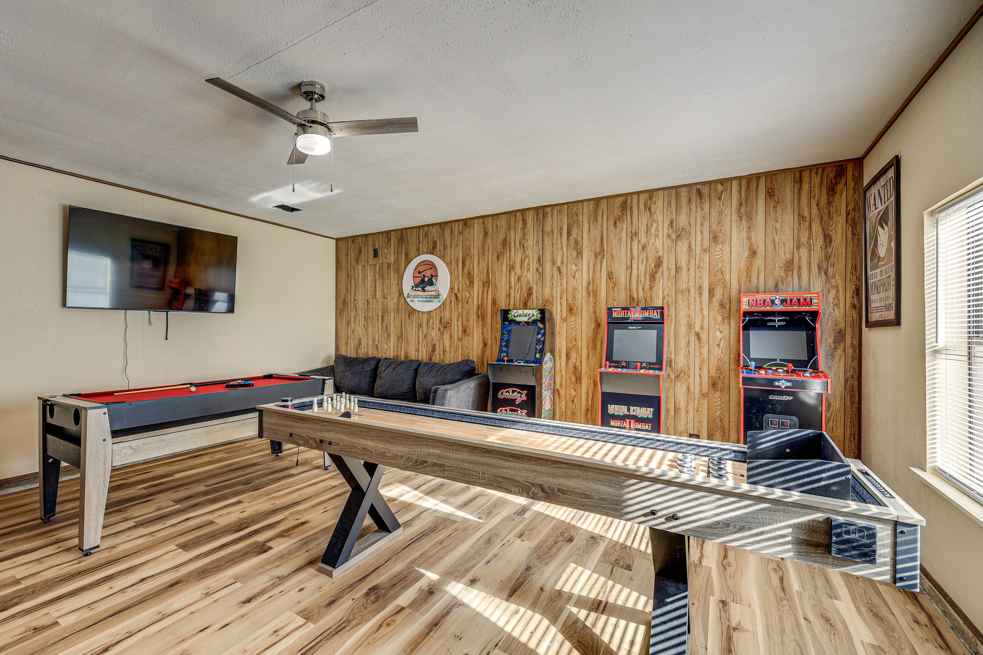 Game Room | Queen Sleeper Sofa | Pool Table | Shuffleboard | Arcade Games