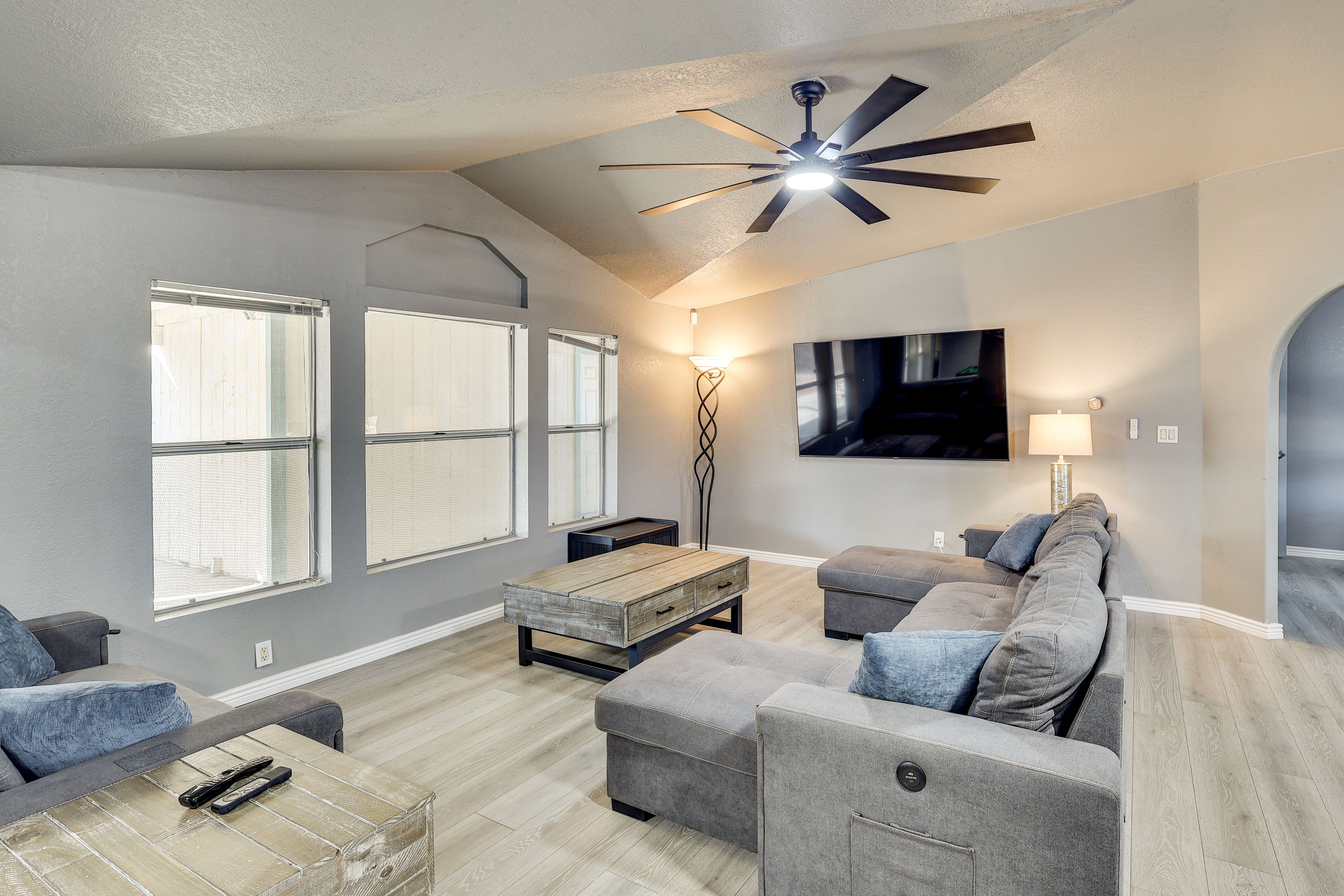 Living Room | Queen Sleeper Sofa | Full Sleeper Sofa