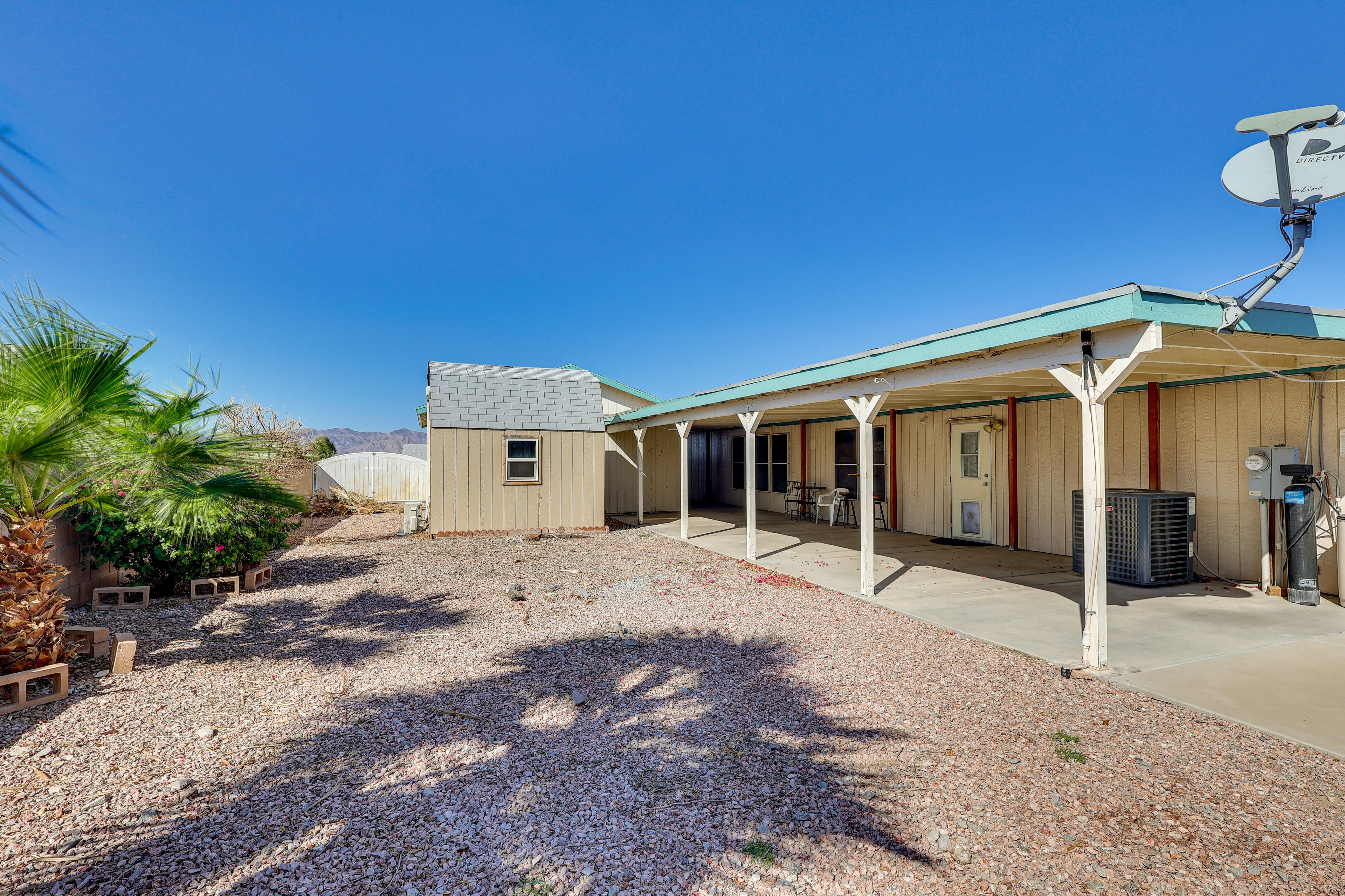 Covered Patio | Backyard