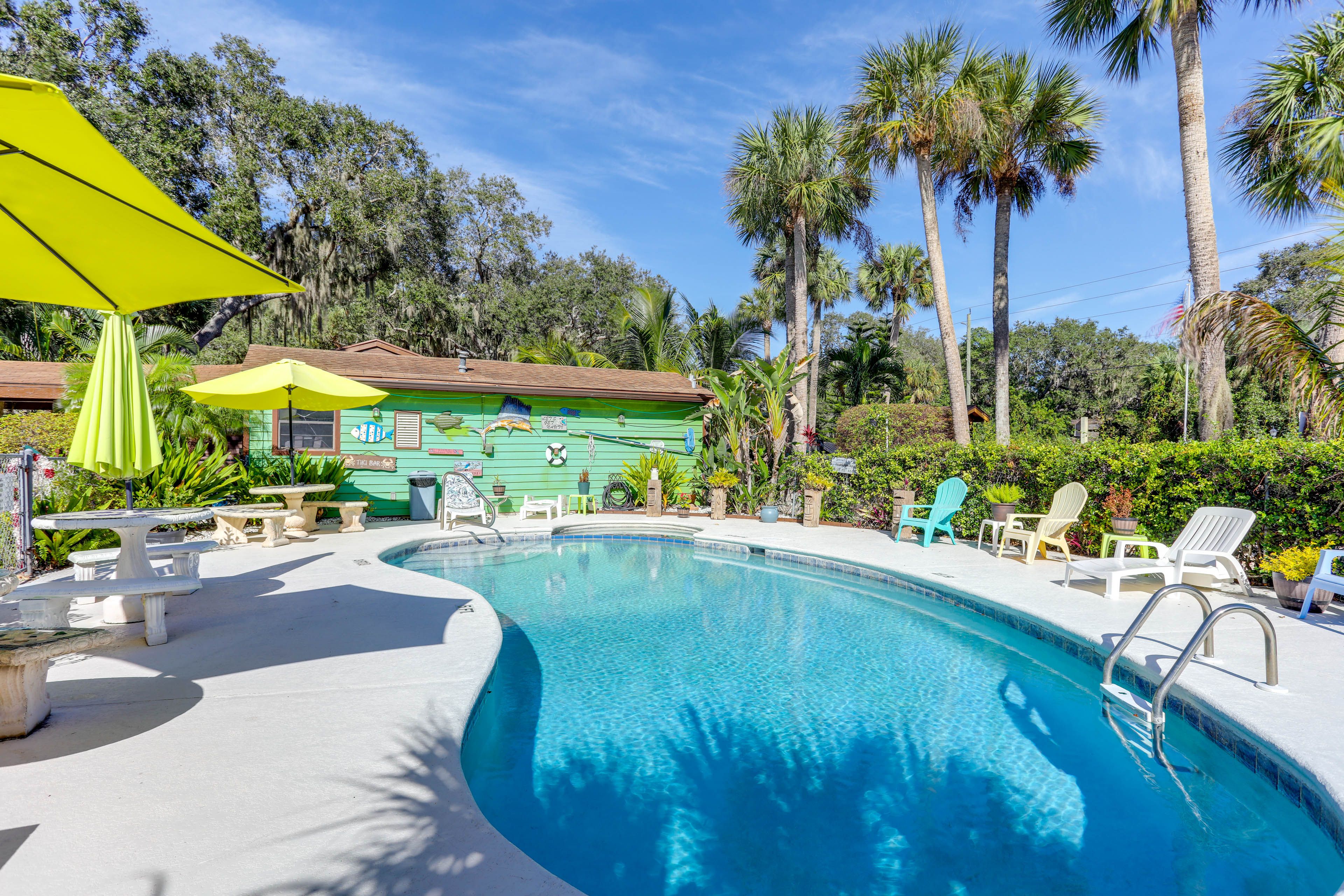 Log Harbor Amenities | Heated Pool