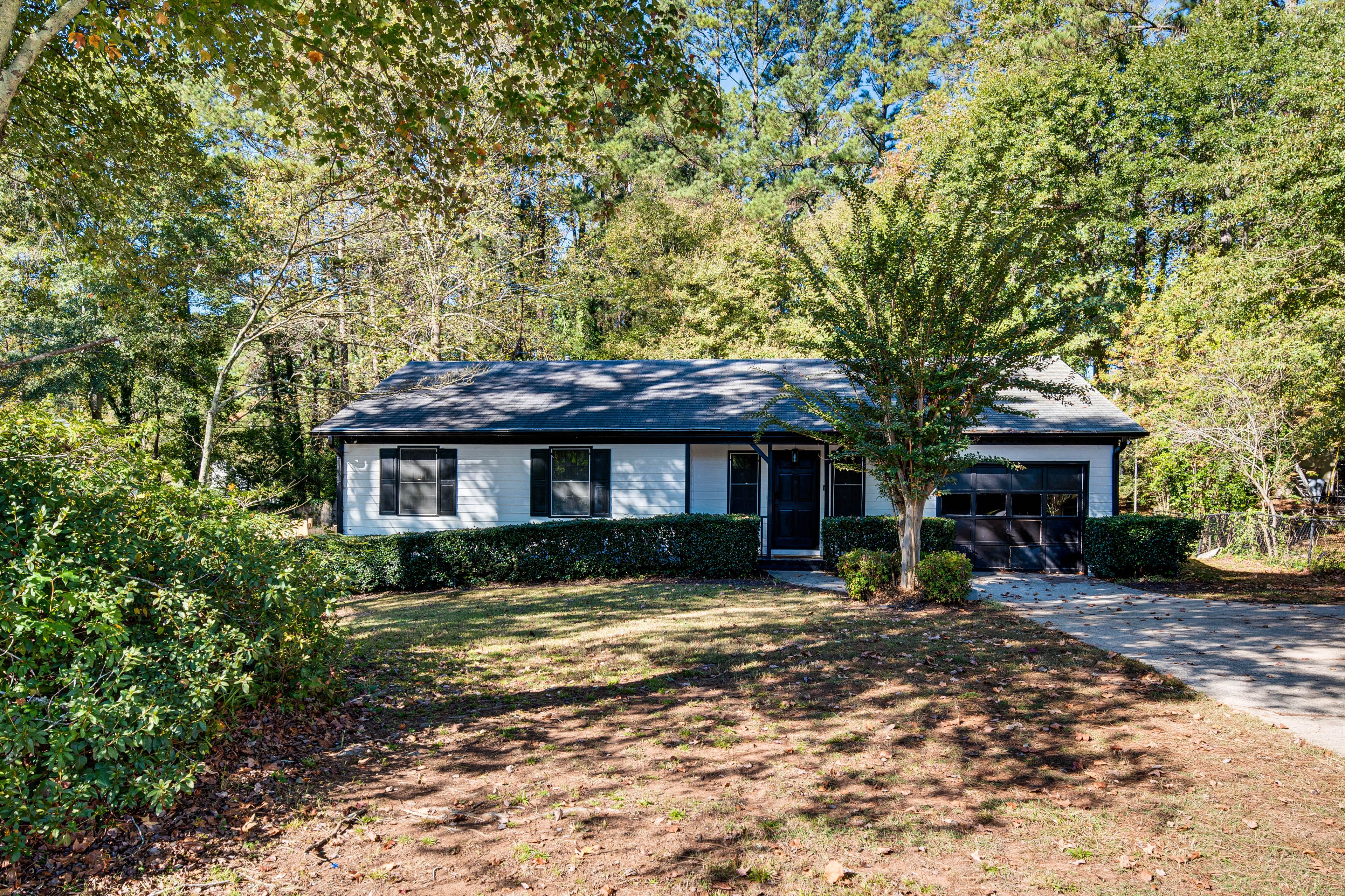 Parking | Driveway (2 Vehicles)