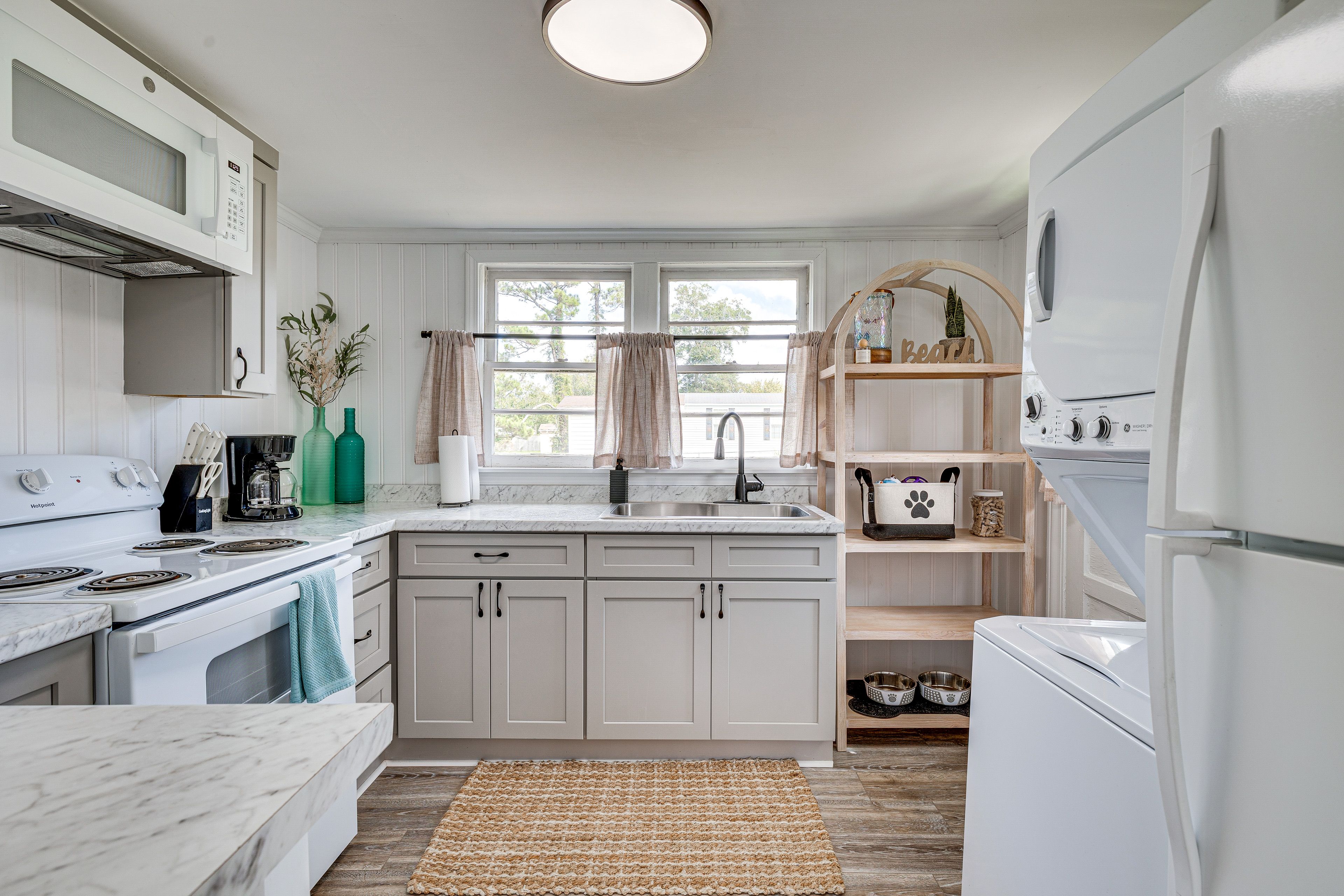 Kitchen | Drip Coffee Maker