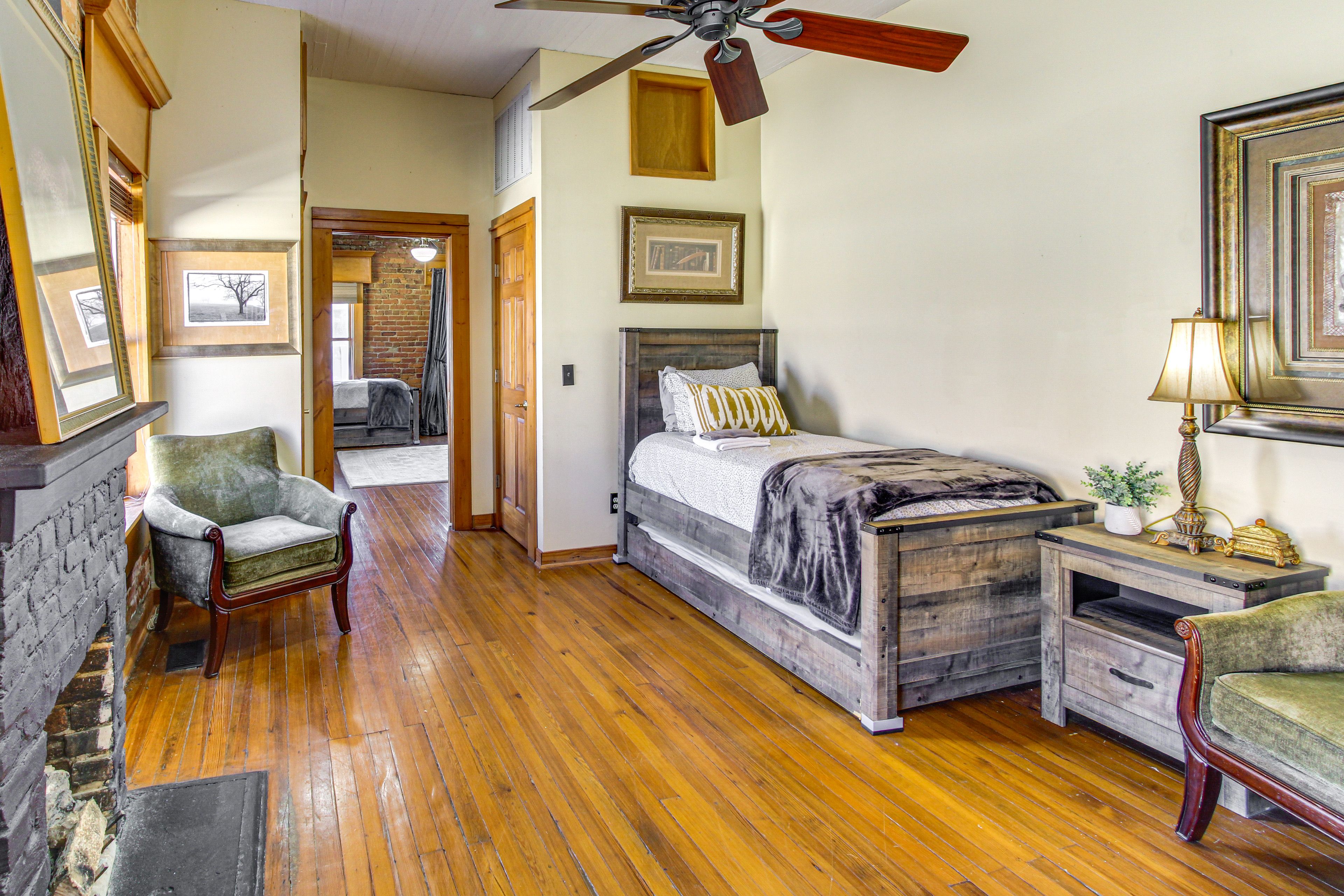 Bedroom 3 | Twin Bed w/ Twin Trundle