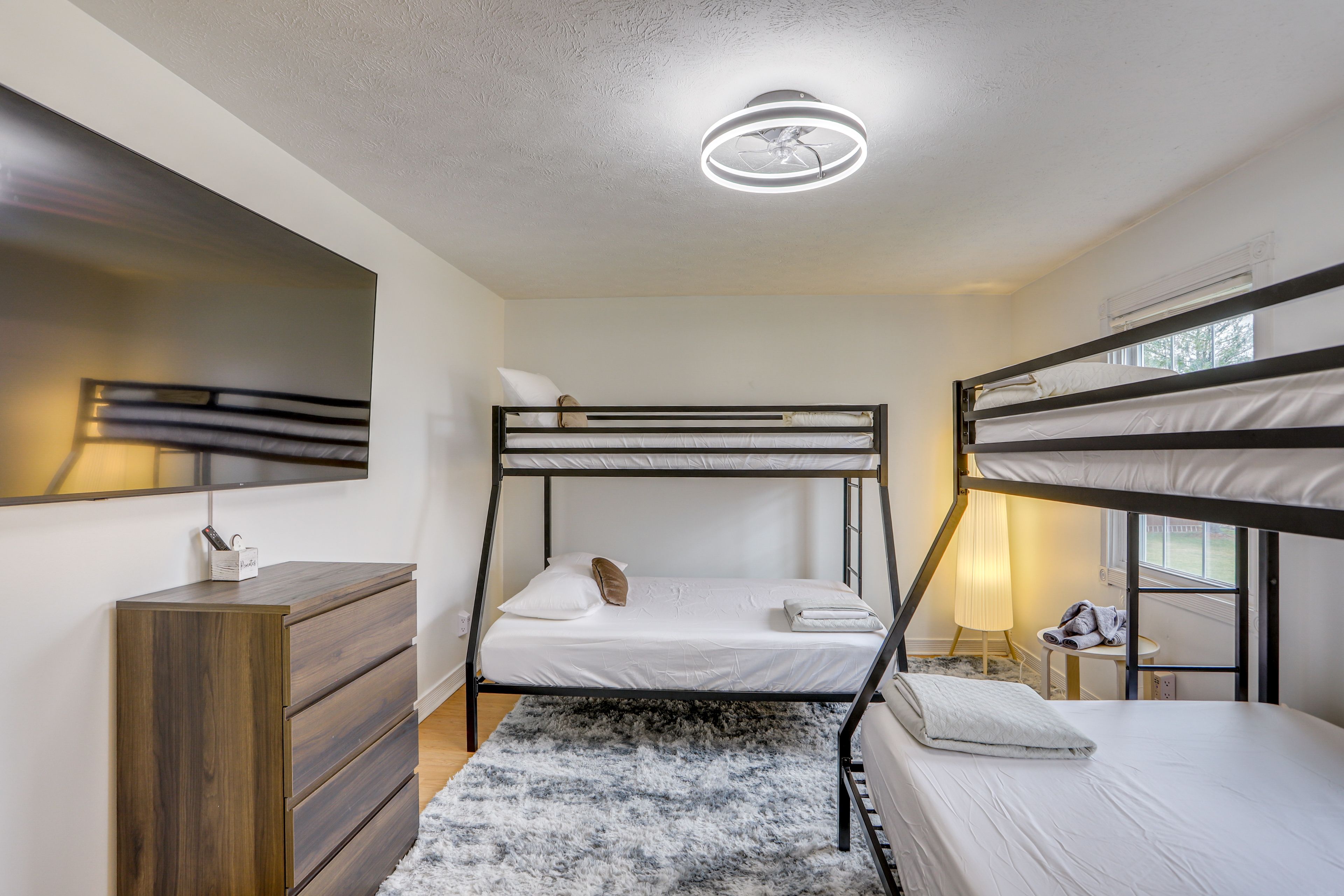 Bedroom 3 | 2 Twin/Full Bunk Beds | 2nd Floor