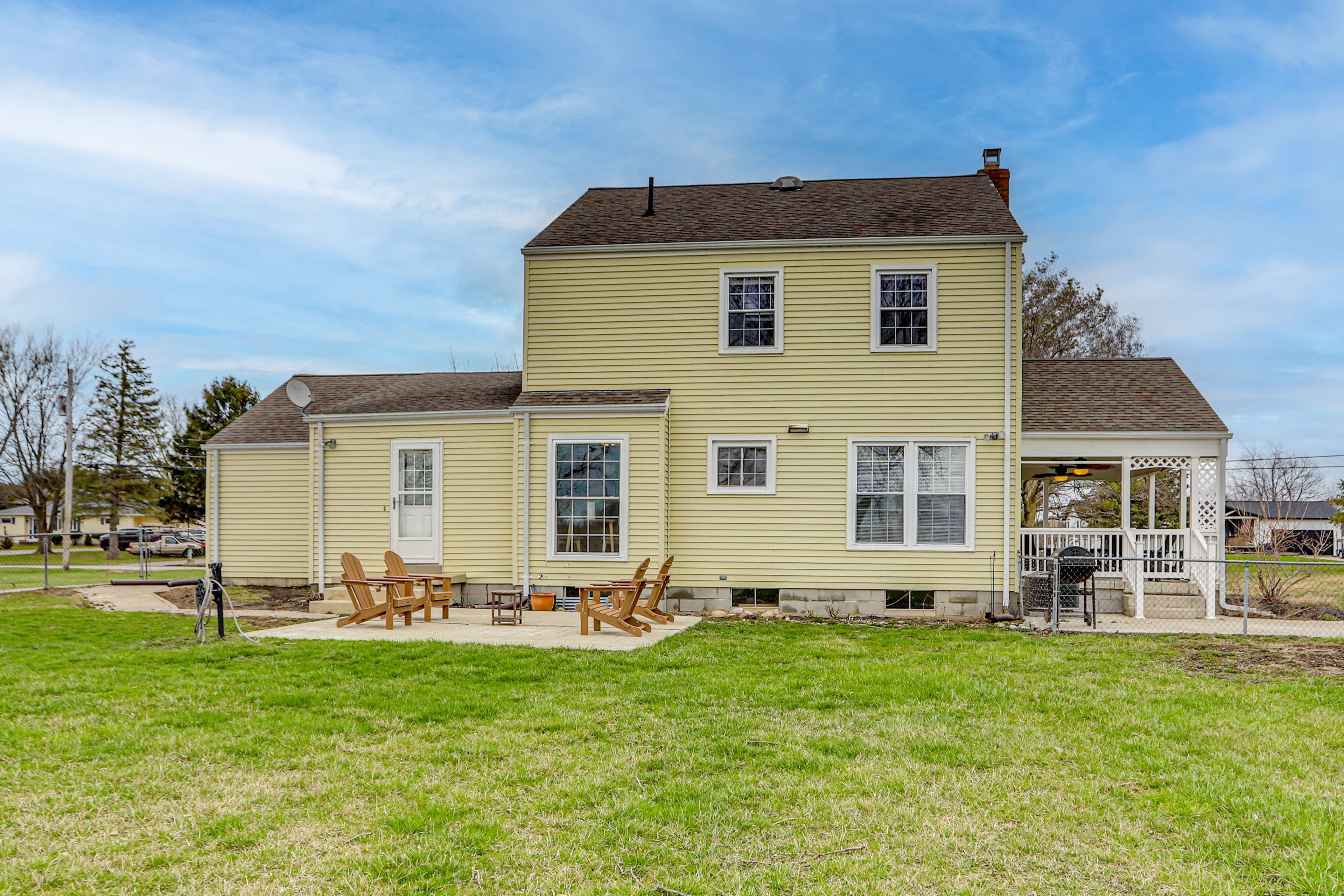 Fenced Backyard | Patio | Wood-Burning Fire Pit