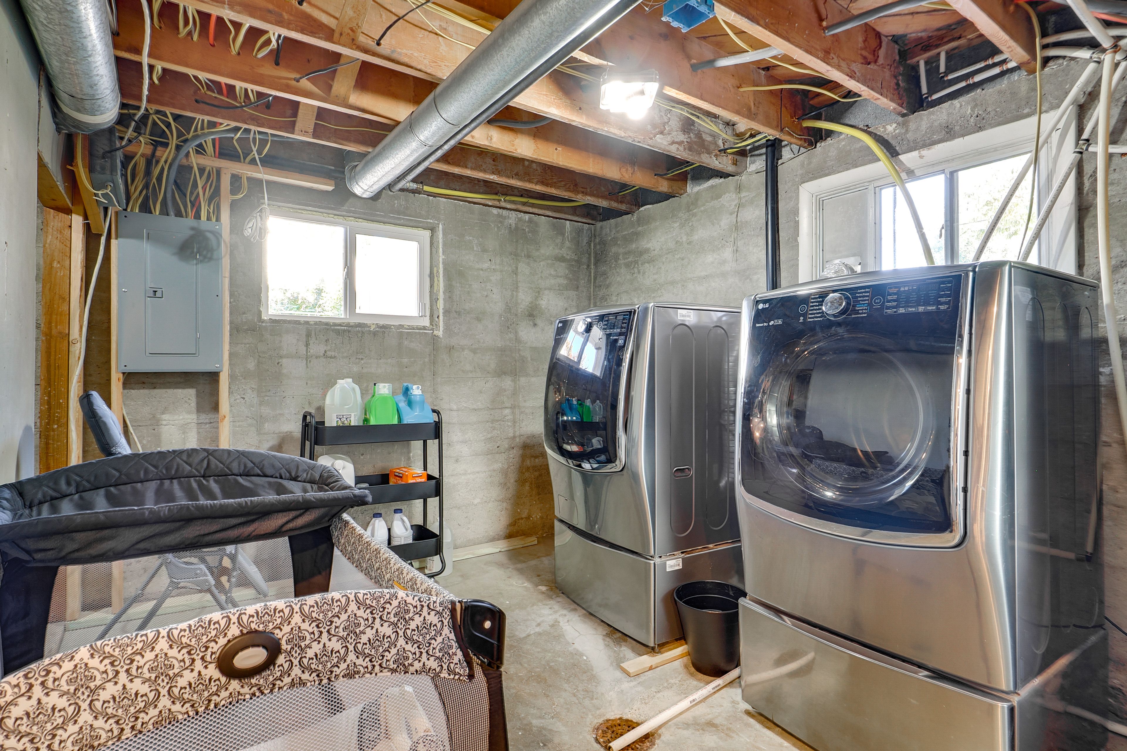 Laundry Room | Basement | Washer/Dryer
