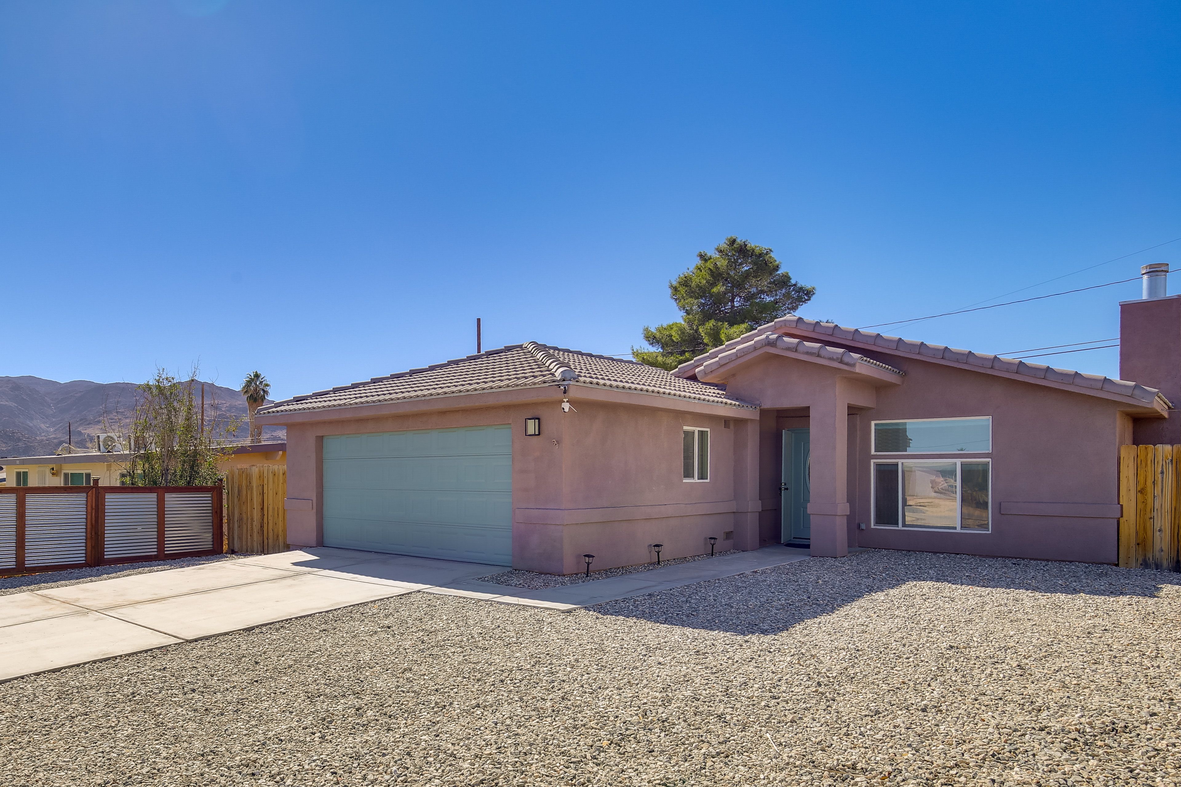House Exterior | Mountain Views