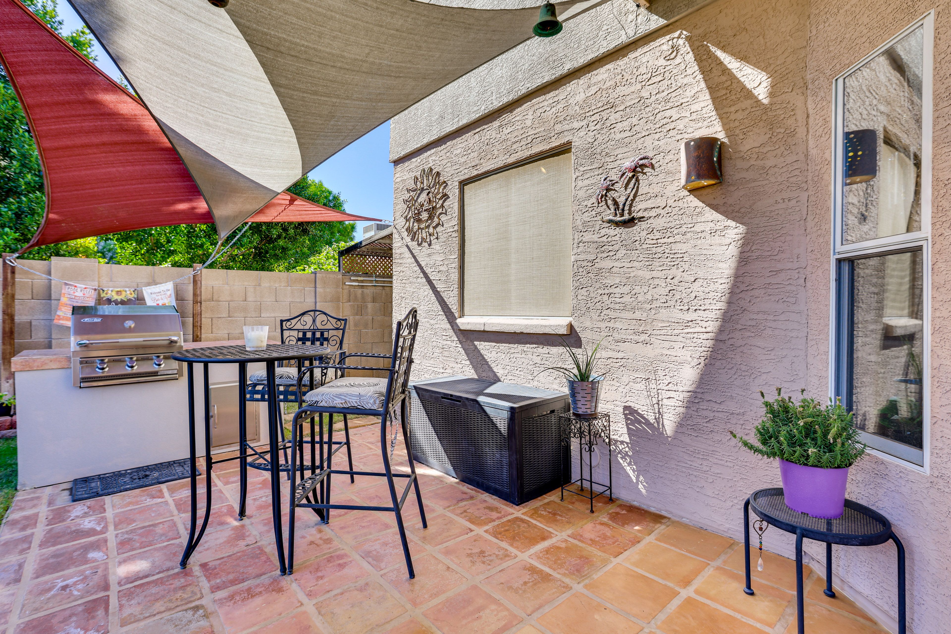 Gas Grilling Station | Dining Areas