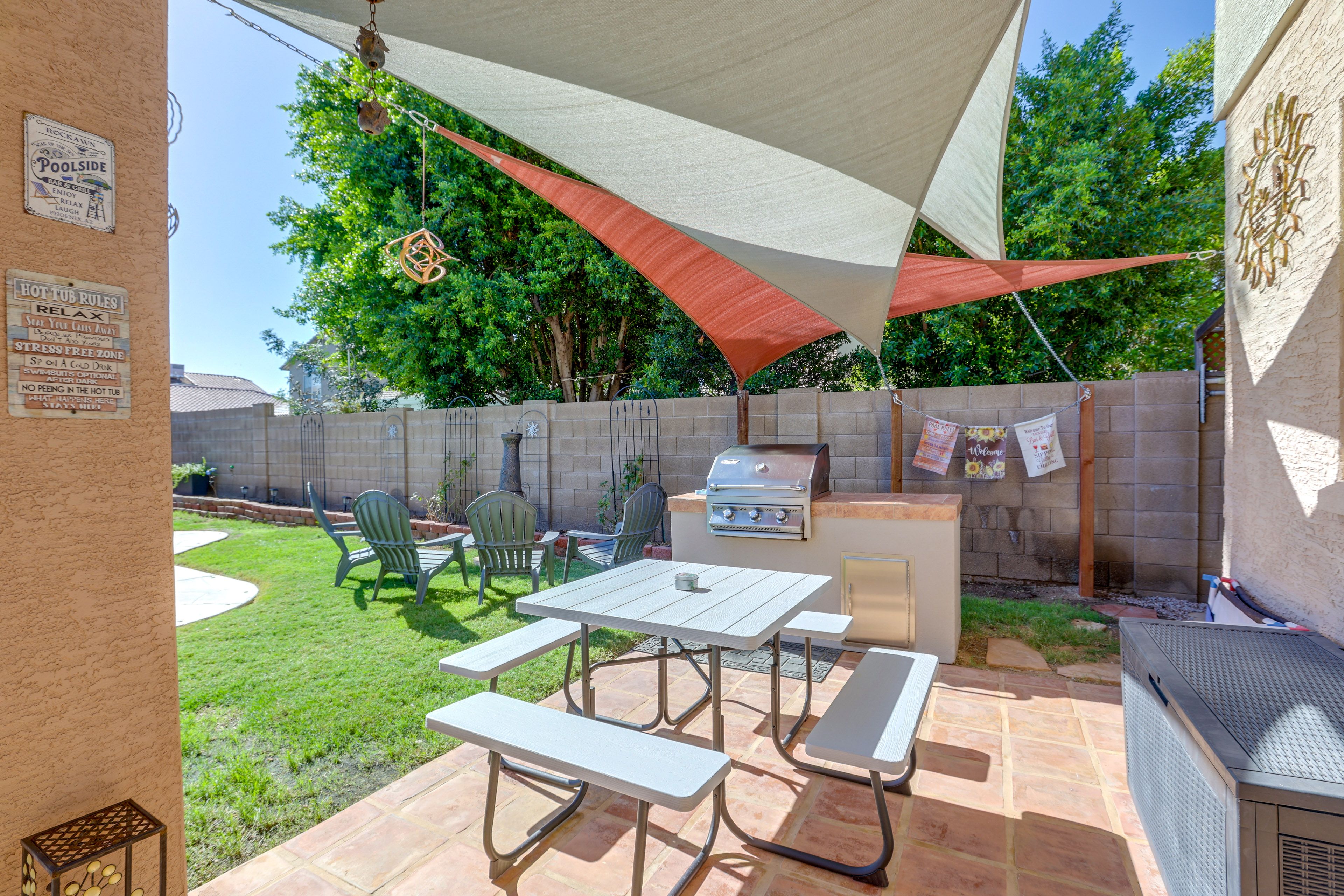 Gas Grilling Station | Dining Areas