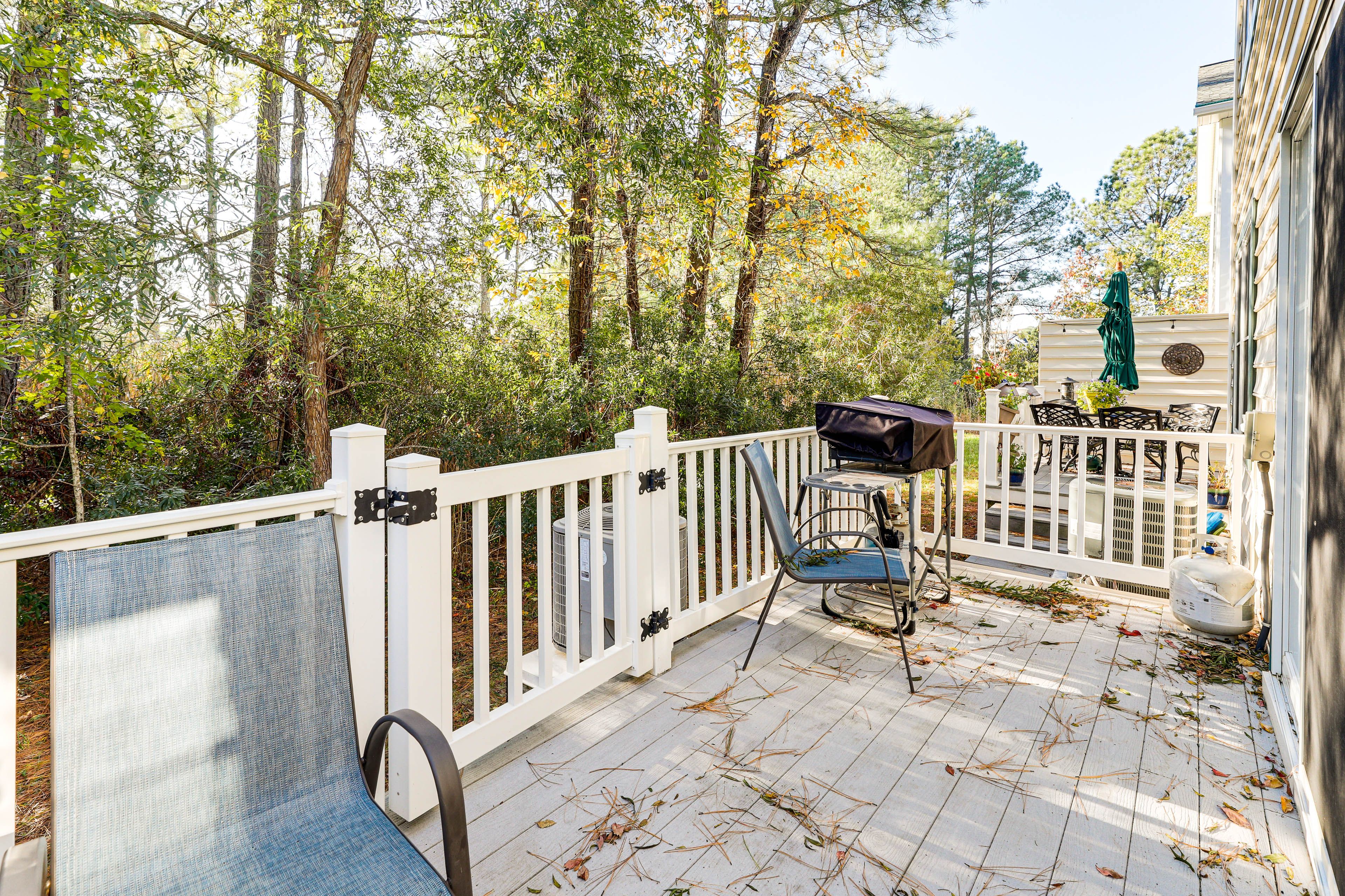 En-Suite Deck Access | Blackstone Gas Grill