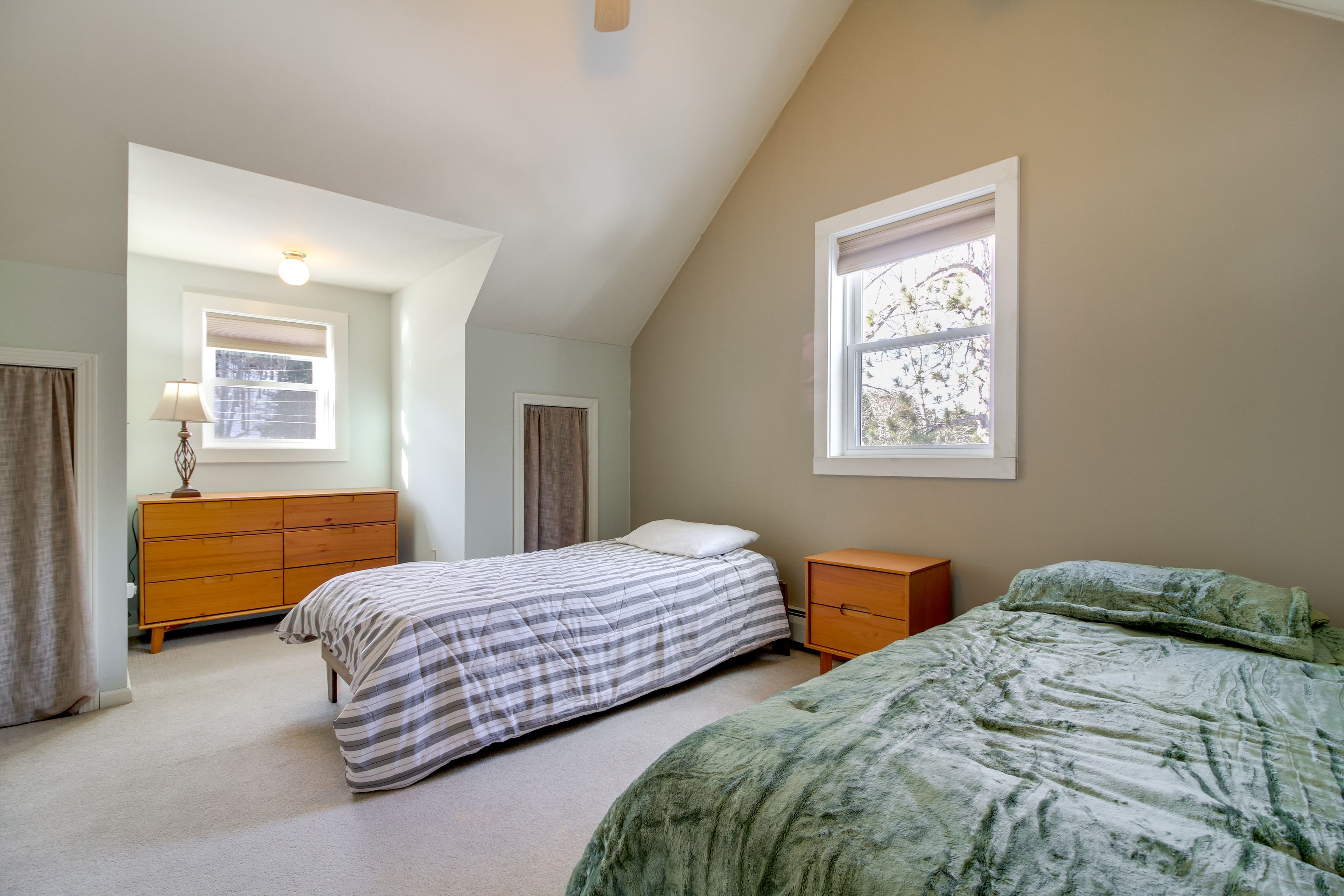 Bedroom 3 | 2 Twin Beds | 2nd Floor