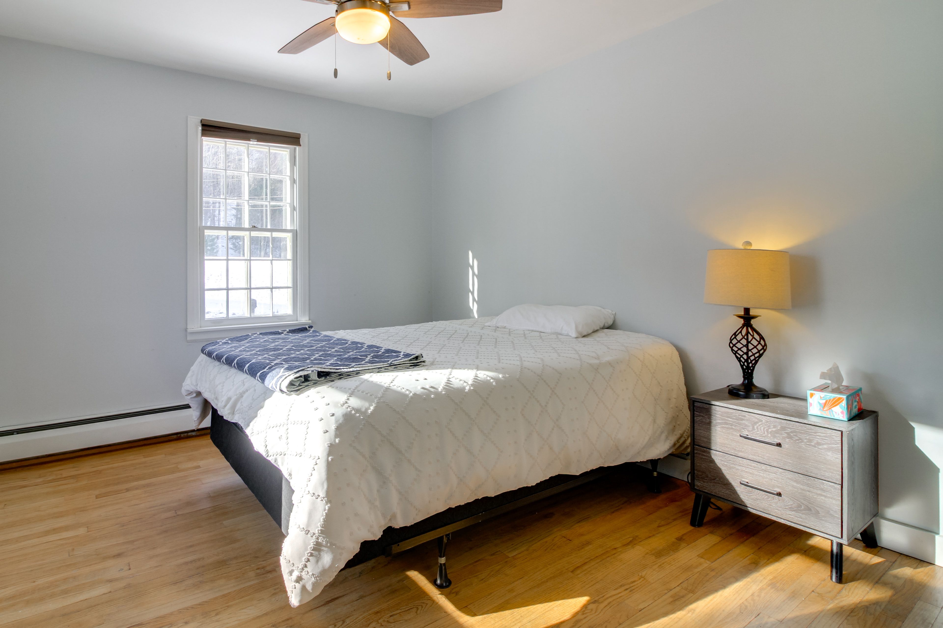 Bedroom 1 | Queen Bed | 1st Floor