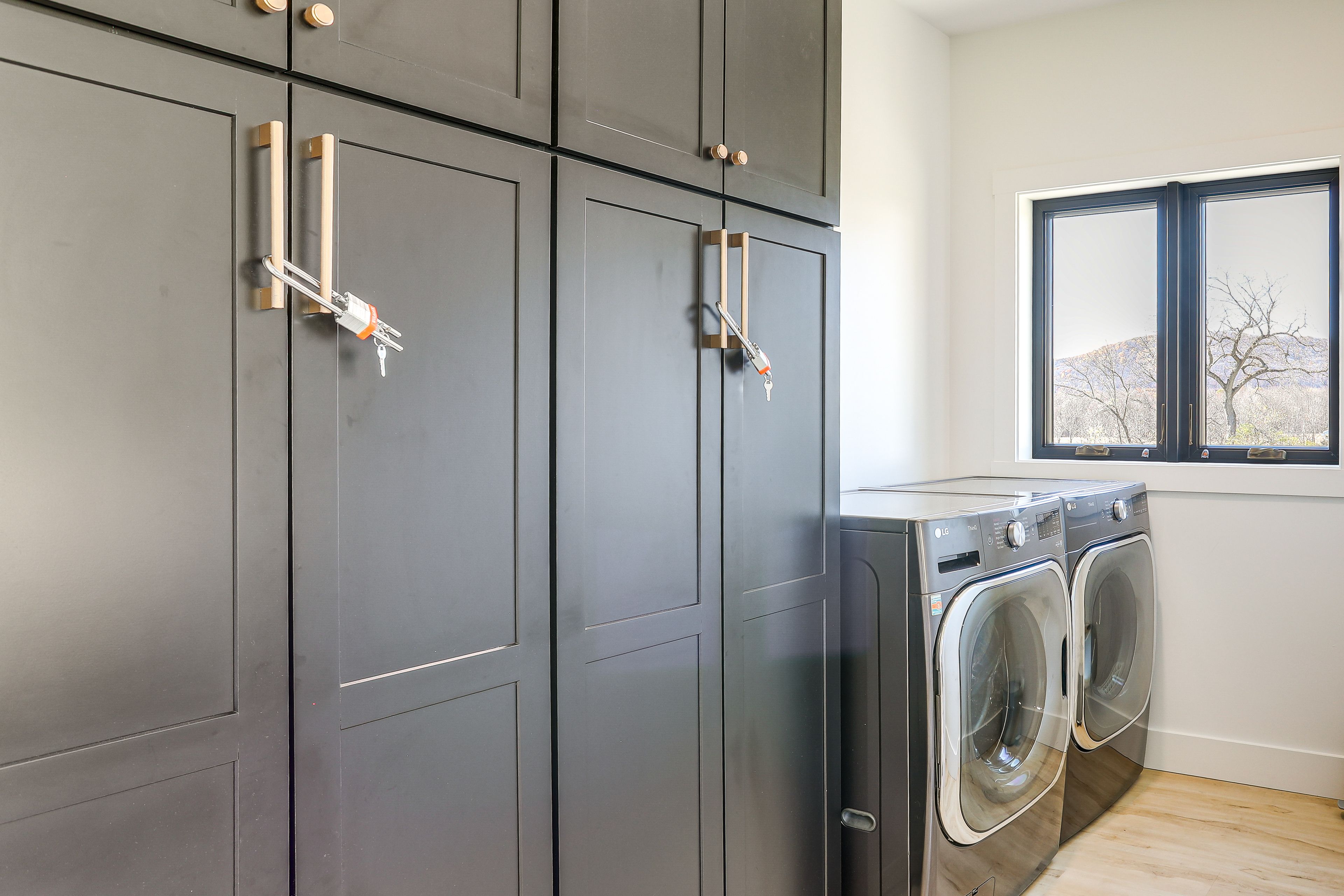 Laundry Room | Main Level