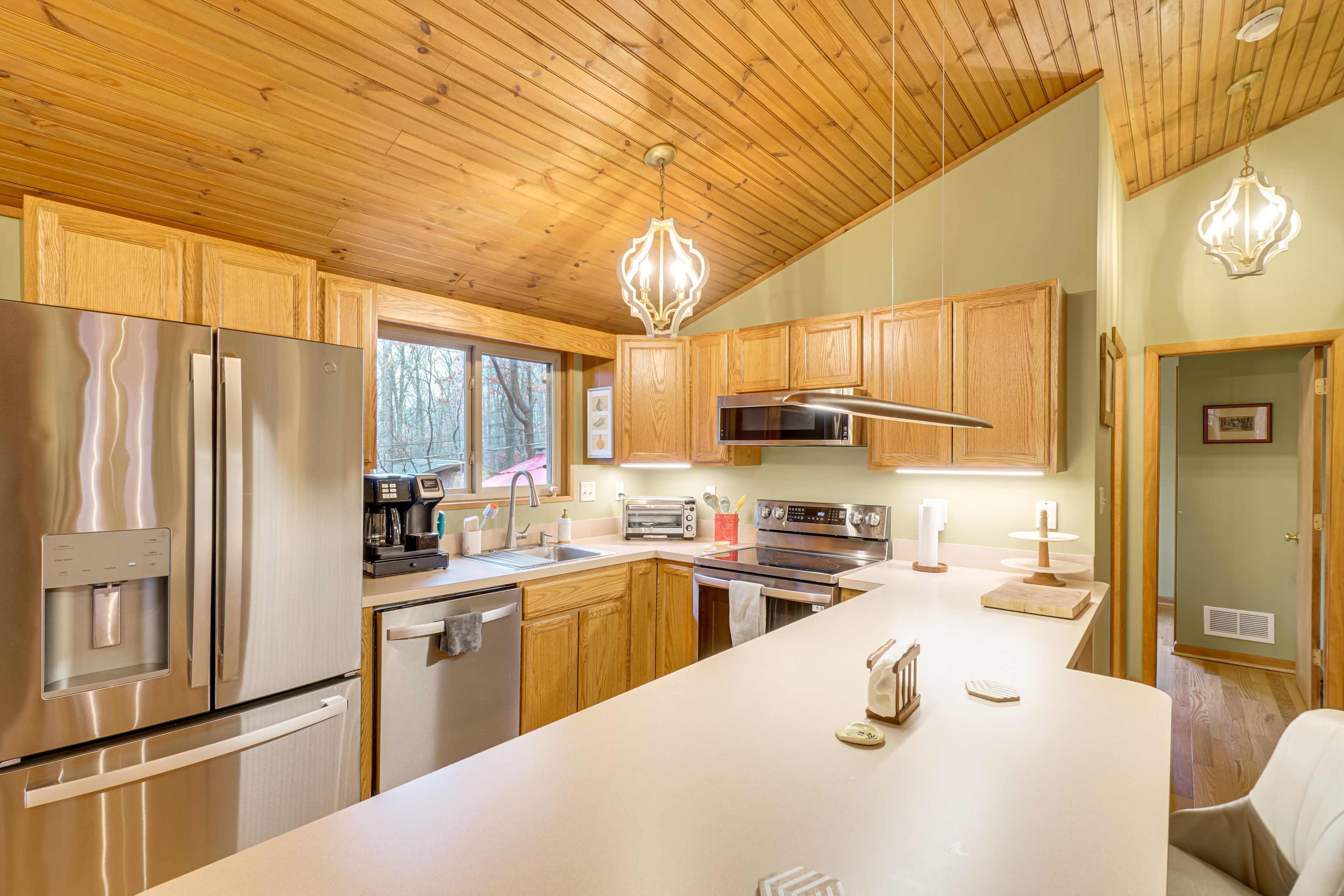 Kitchen | Dual Drip/Pod Coffee Maker