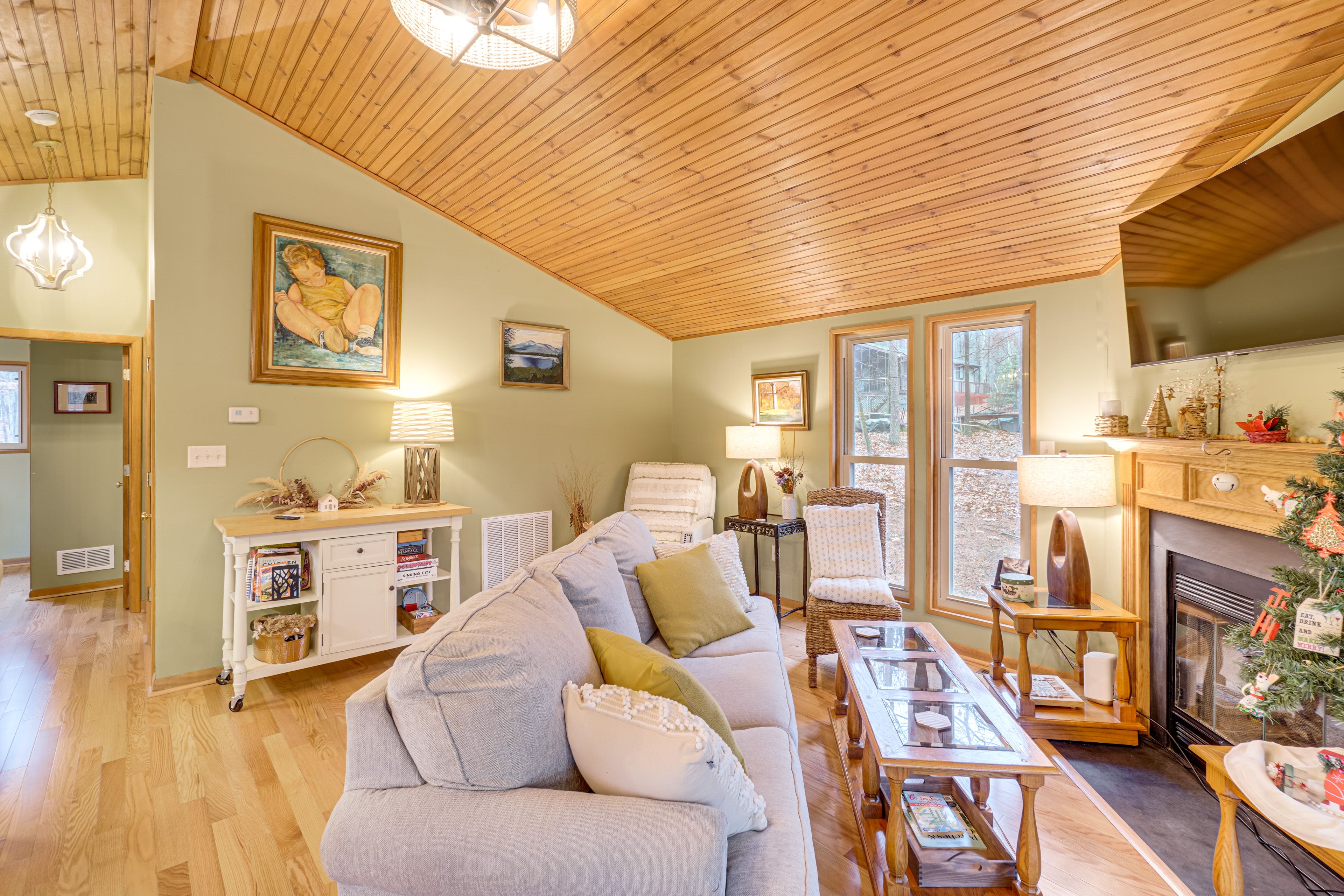 Living Room | Full Sleeper Sofa