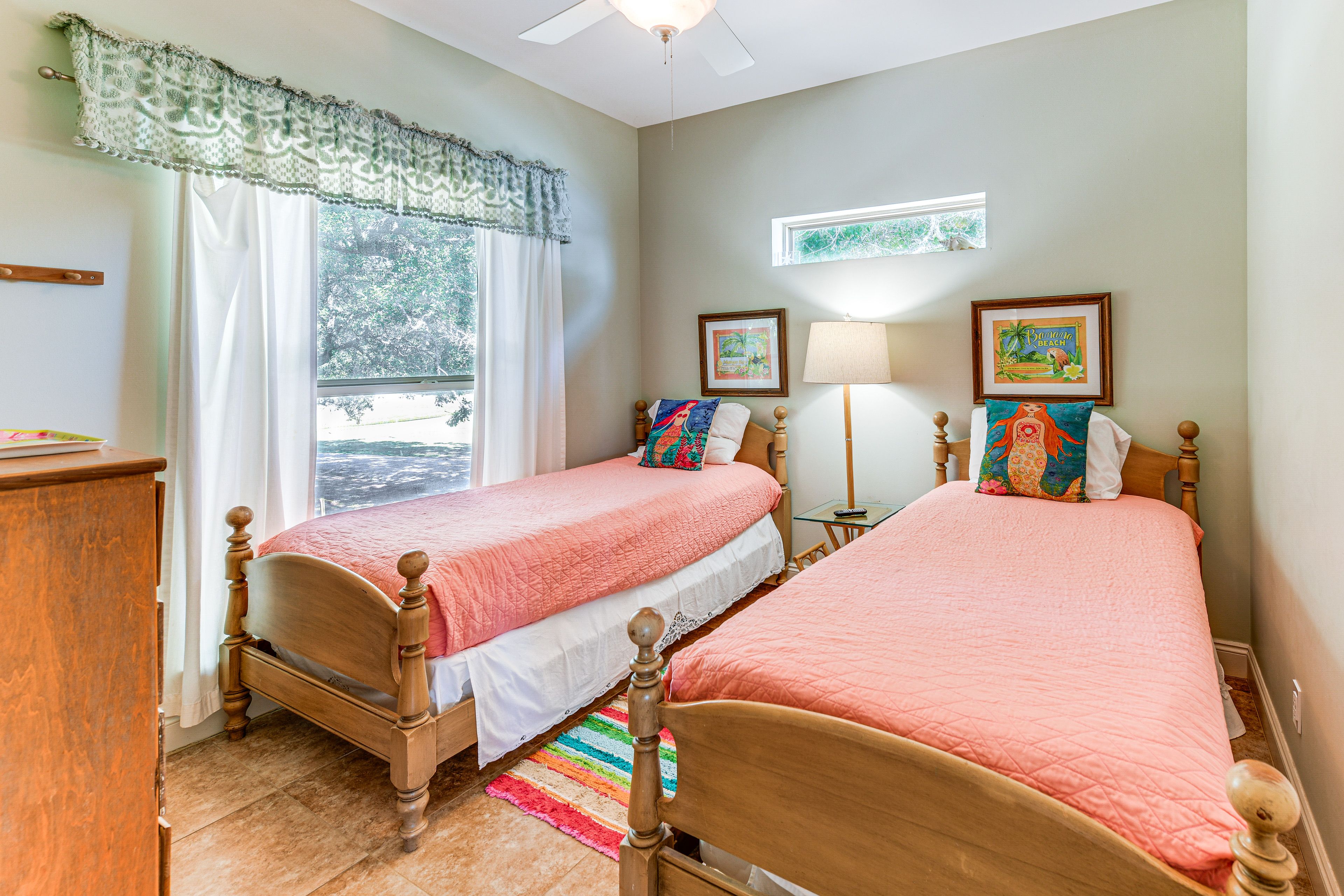 Bedroom 3 | 2 Twin Beds