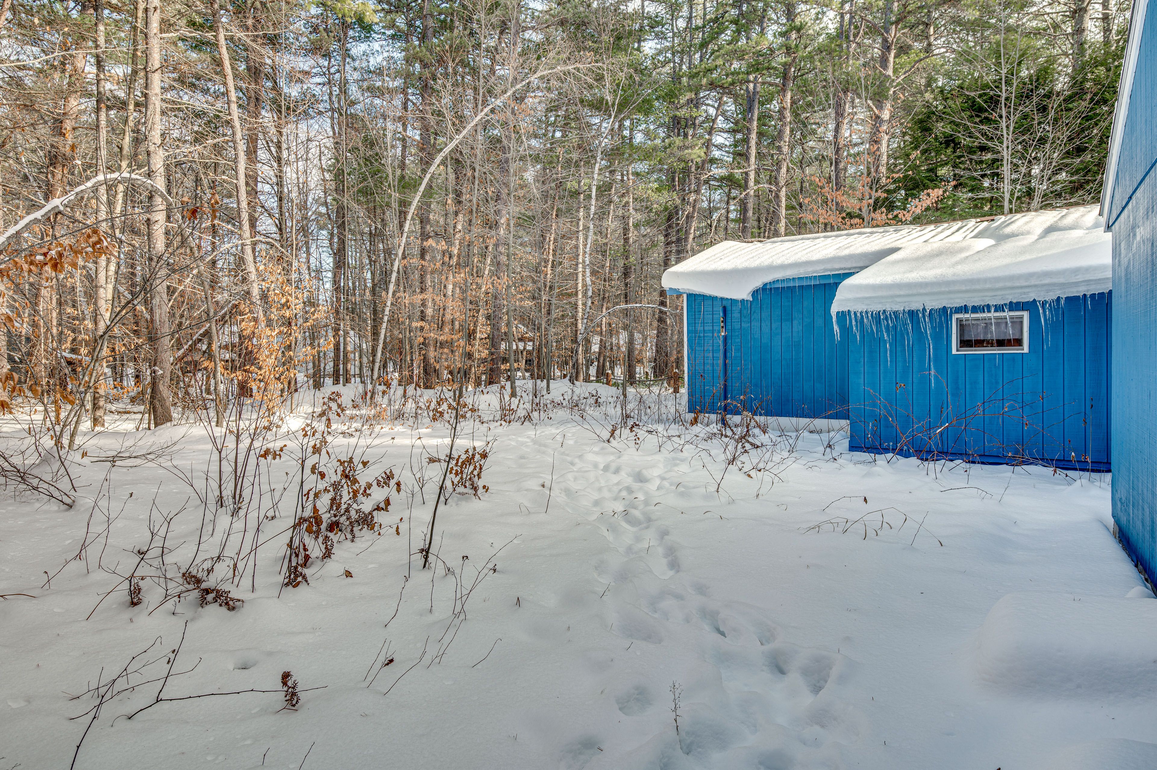 House Exterior | Private Yard