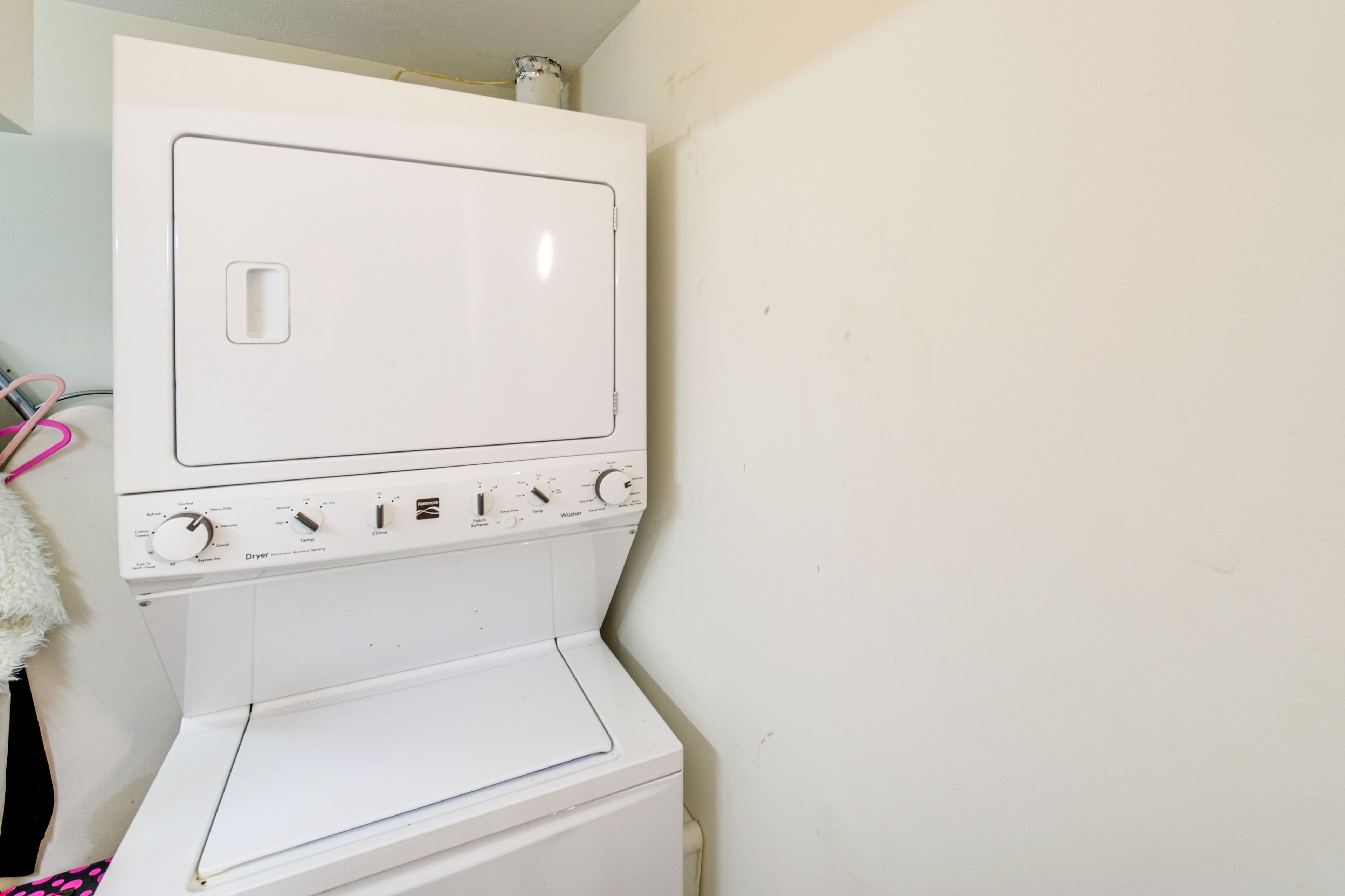 Laundry | Main Floor