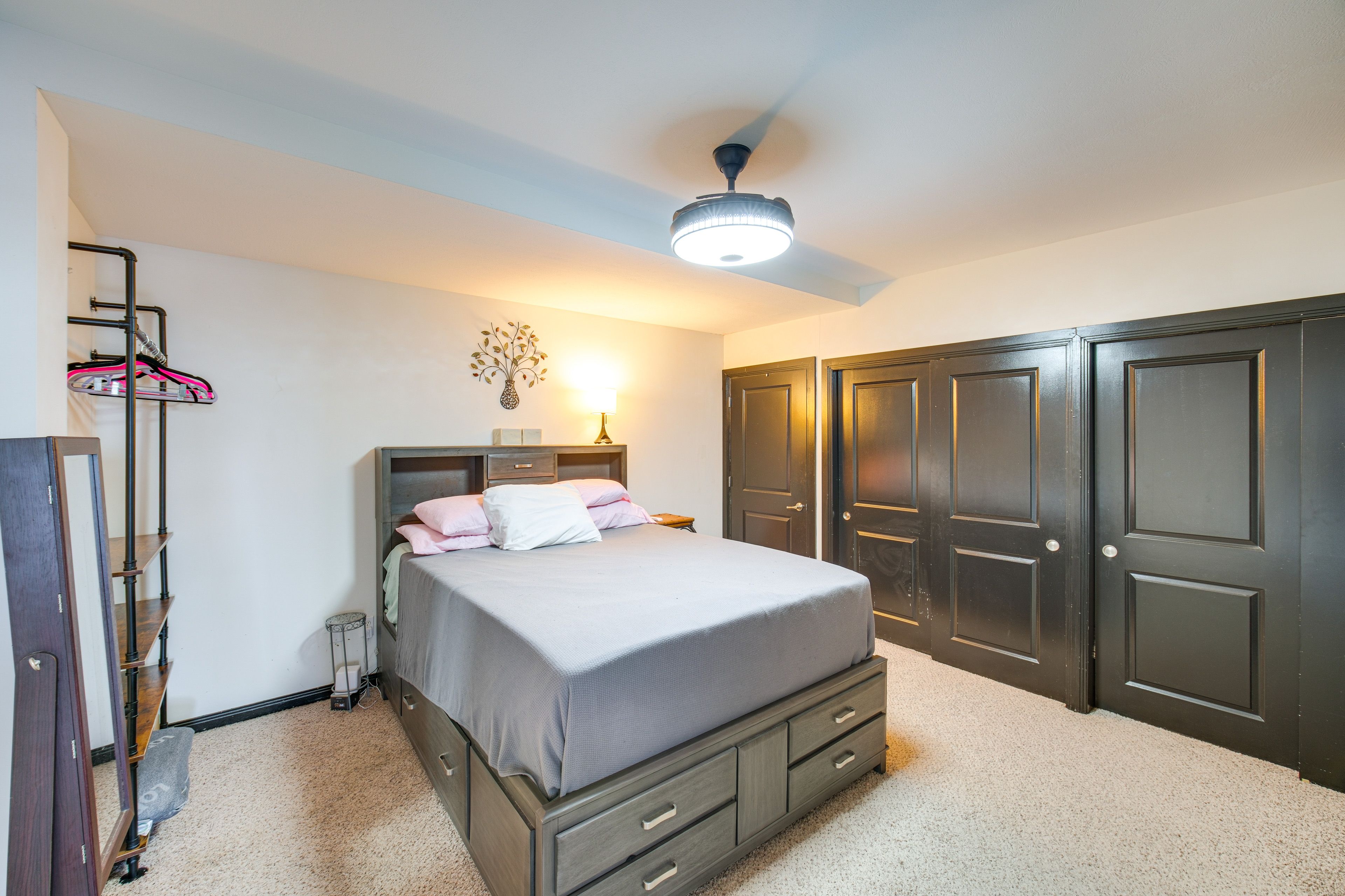 Sleeping Area 2 | Queen Bed | Smart TV | Loft