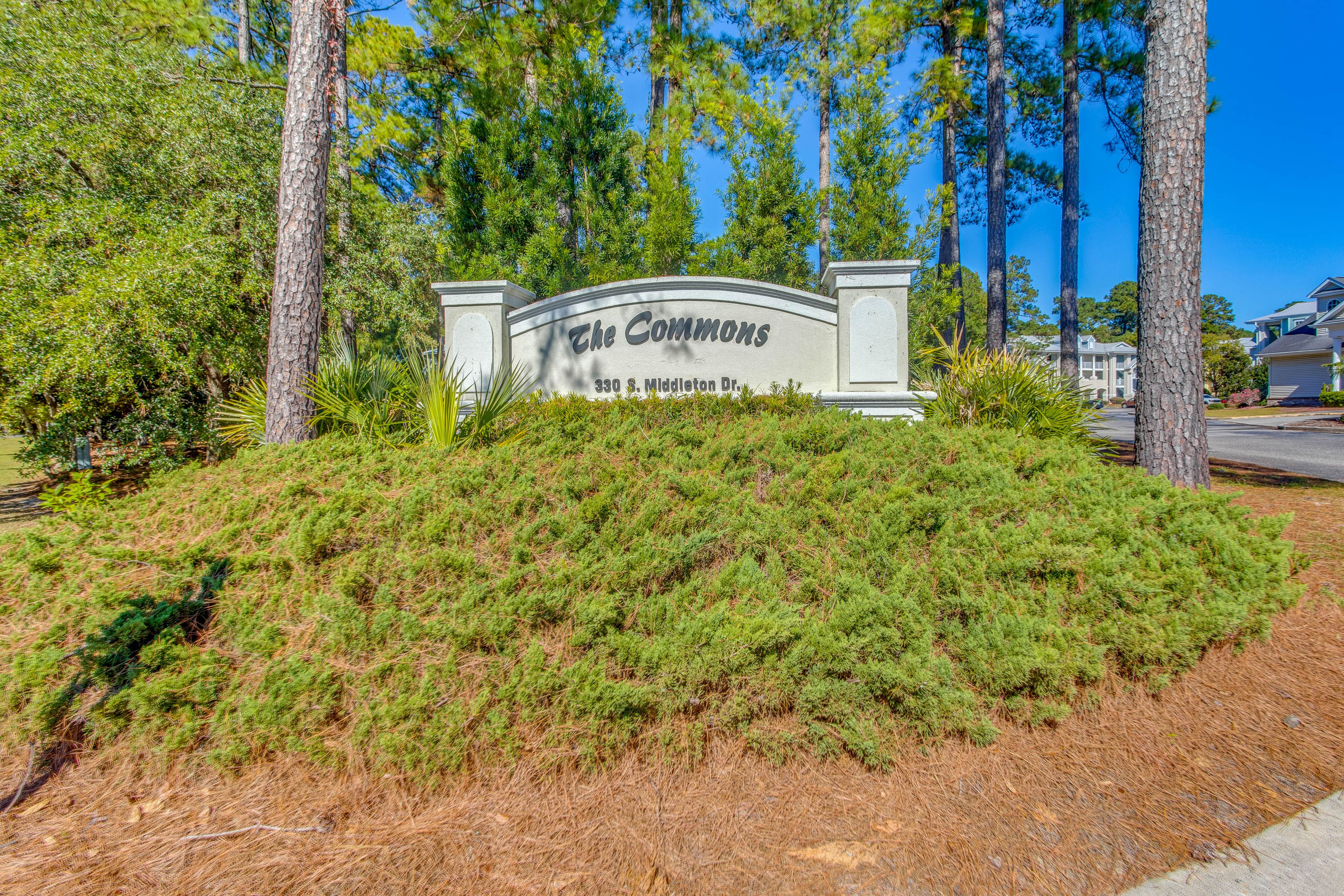 Parking | Community Lot (2 Vehicles)