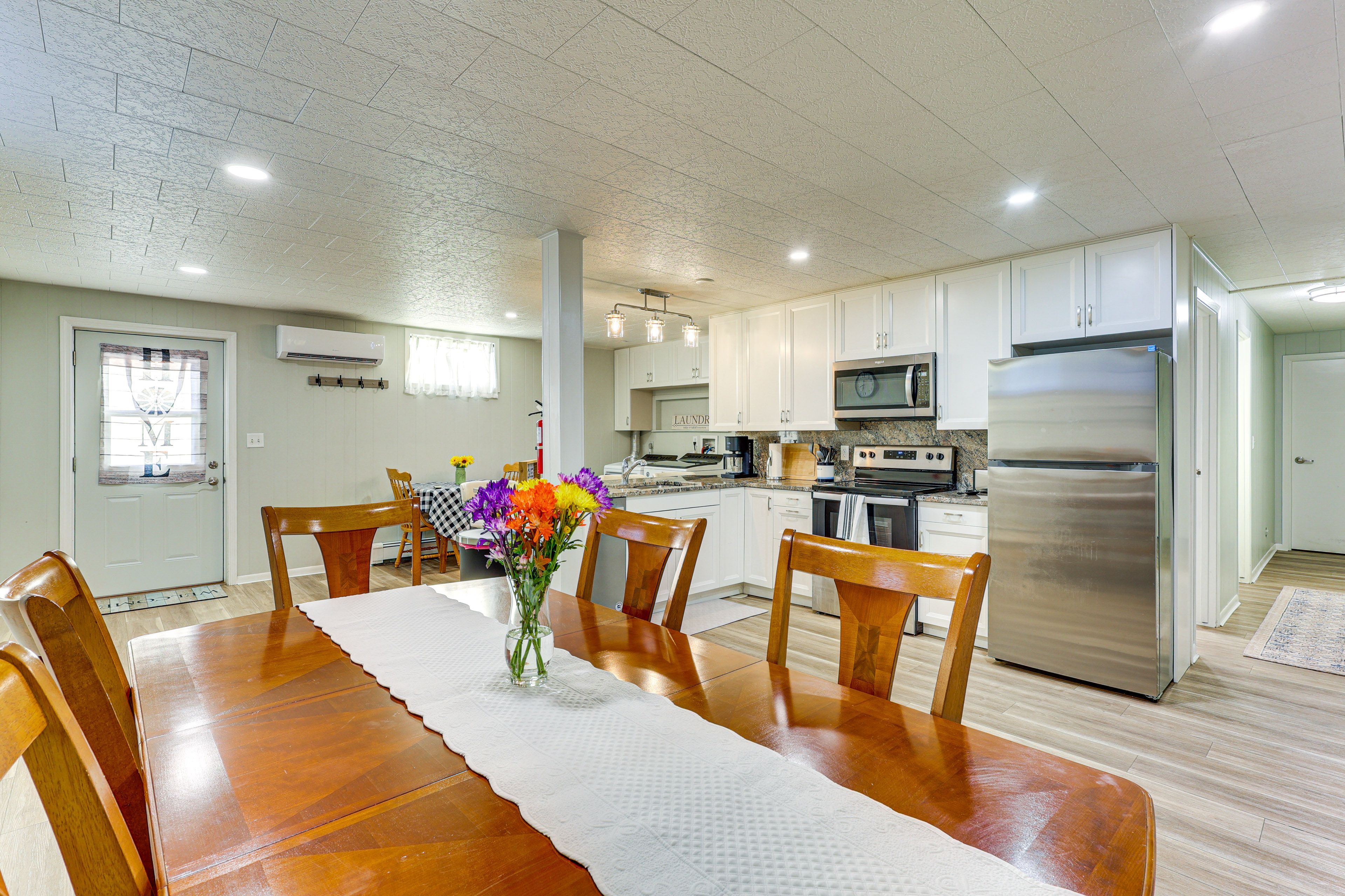 Dining Area & Kitchen | Drip Coffee Maker & Keurig