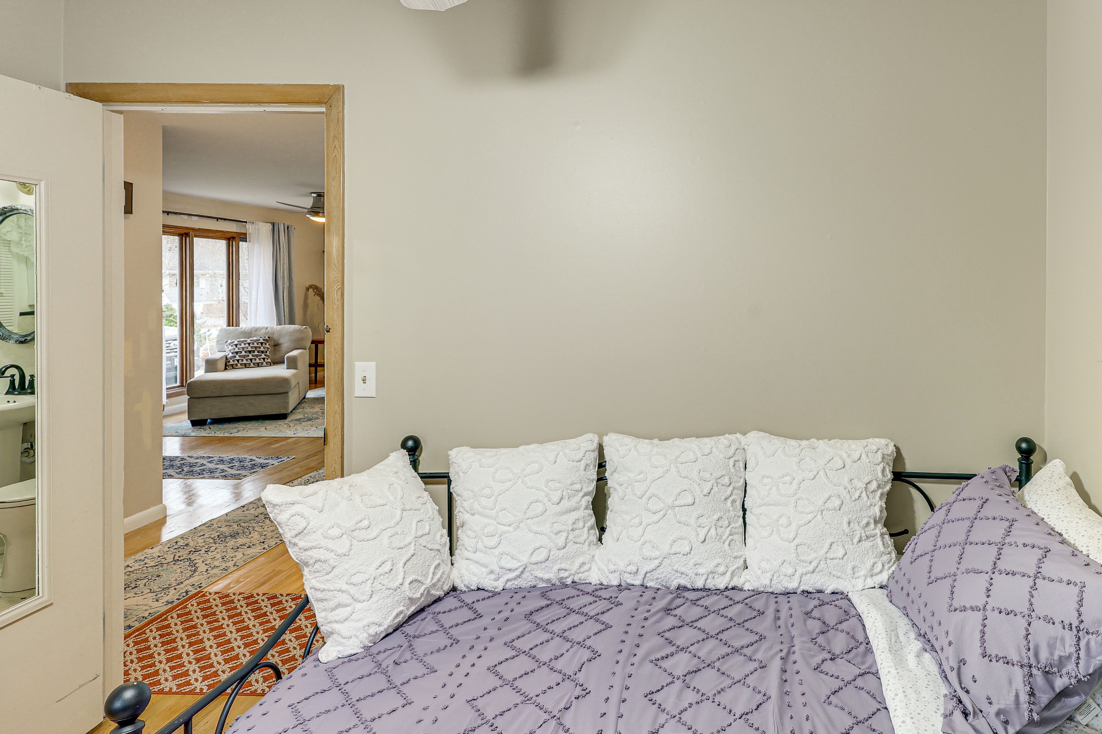 Bedroom 3 | Twin Daybed