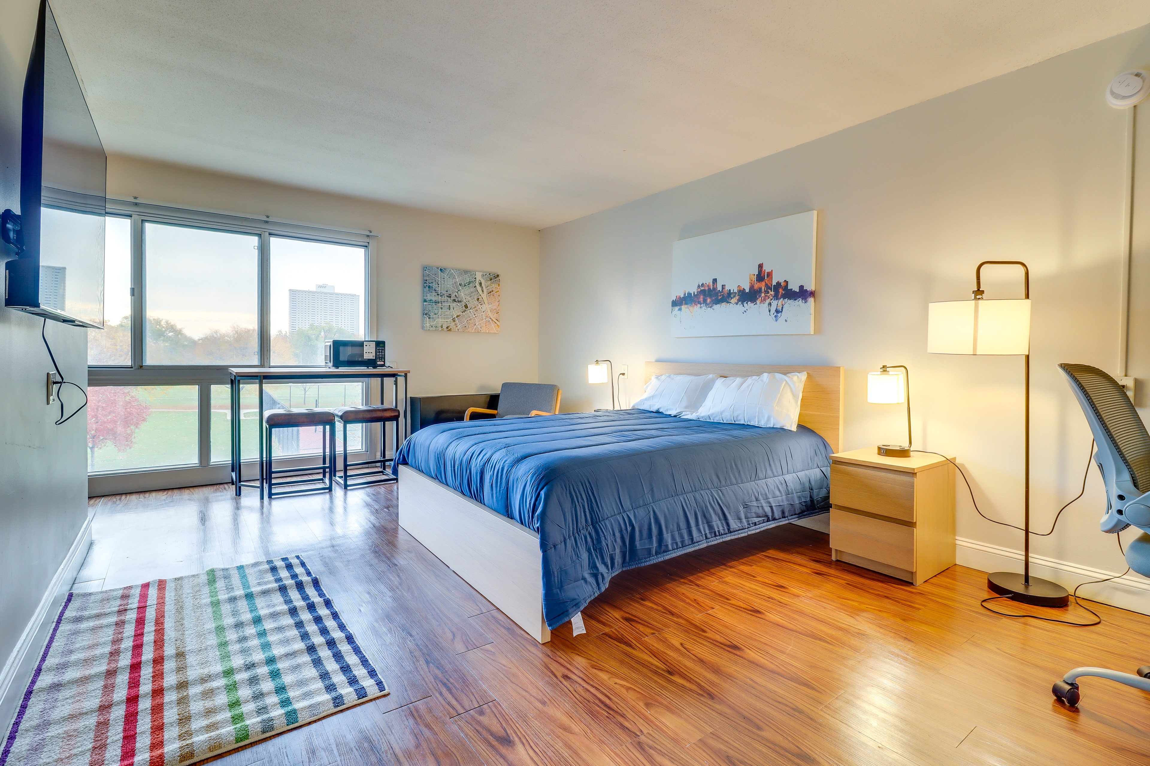 Detroit Vacation Rental | Studio | 1BA | 580 Sq Ft | Elevator Access