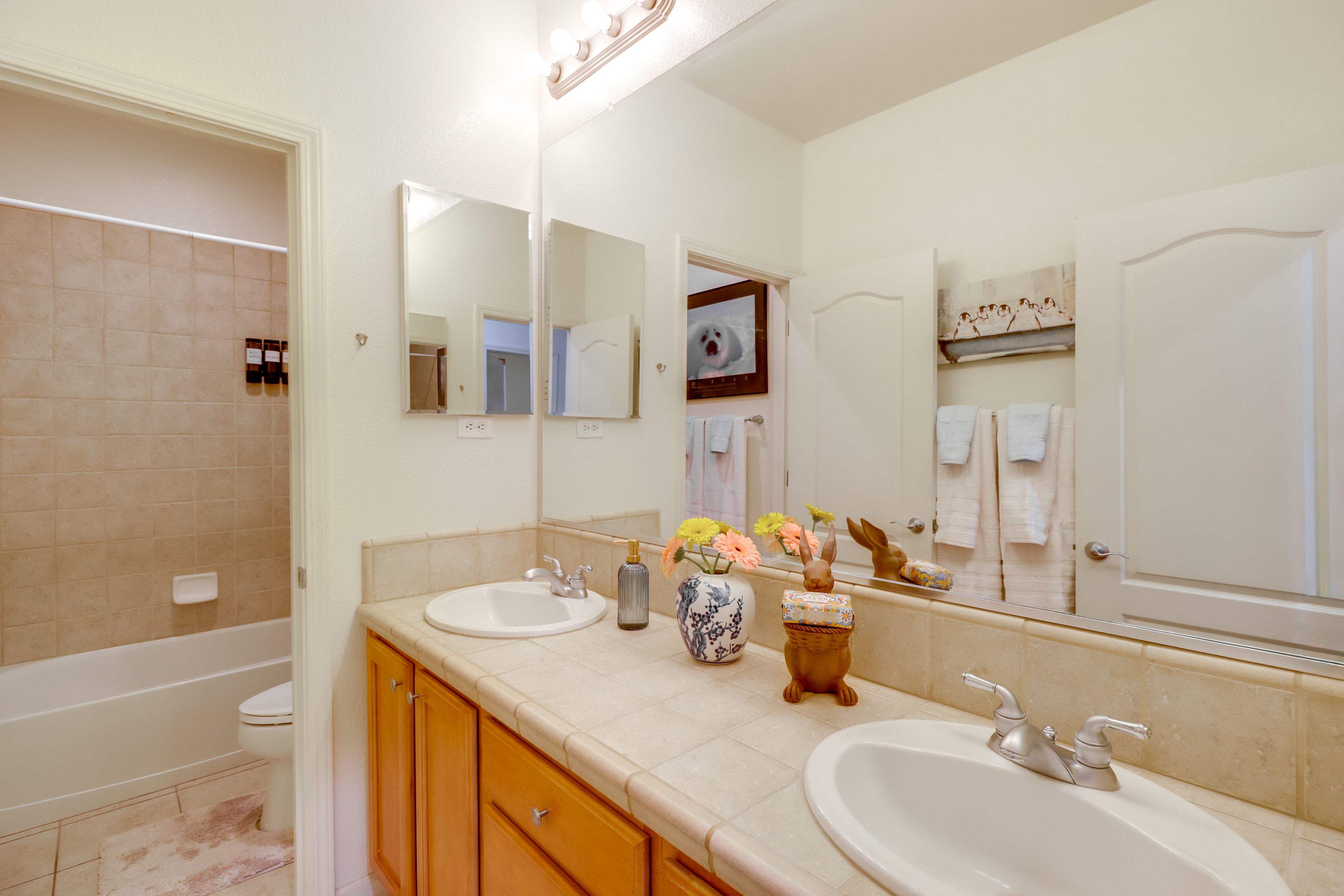 Full Bathroom