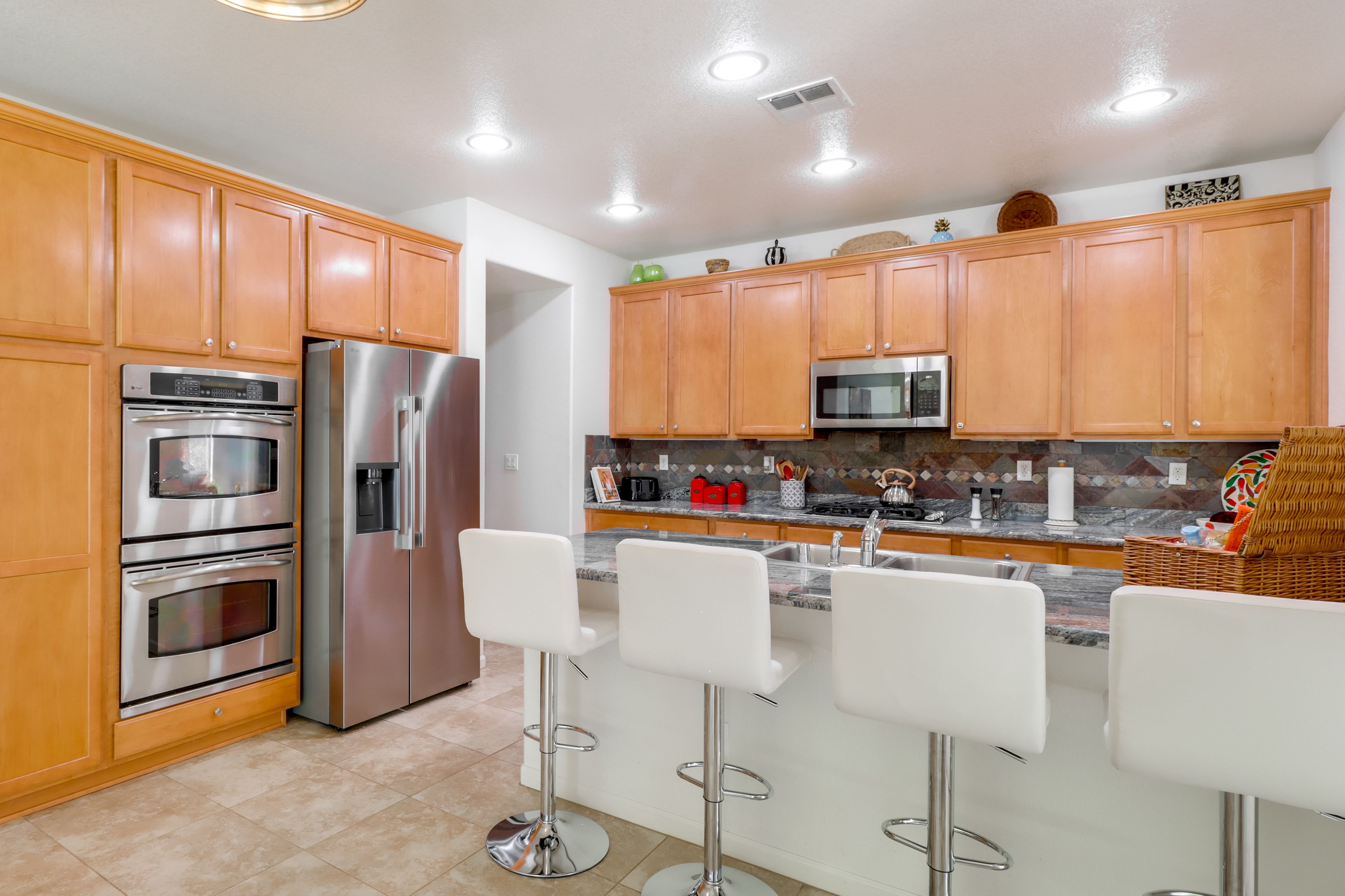 Kitchen | Cooking Basics | Keurig Coffee Maker | Dishwasher | Spices | Toaster