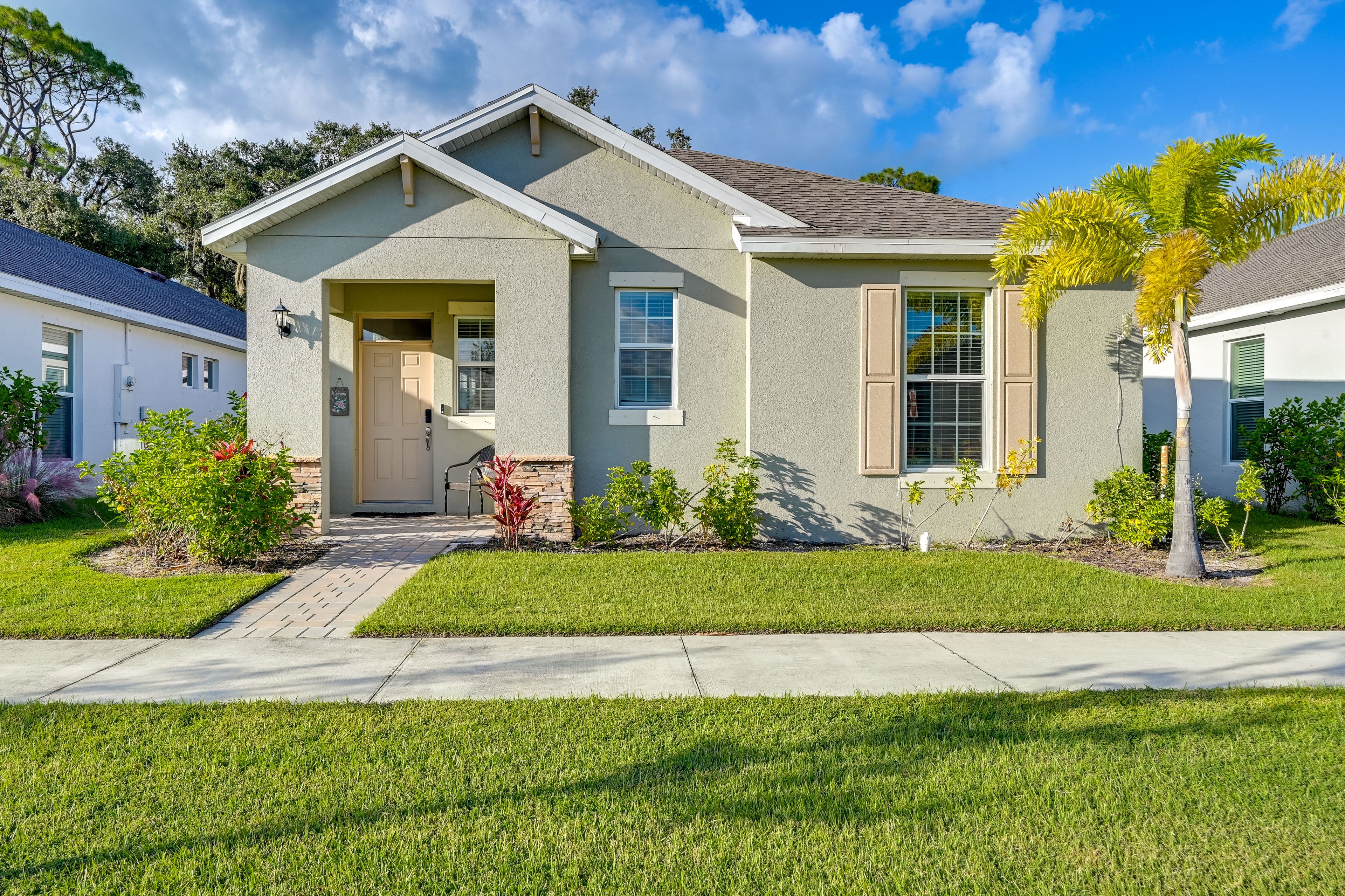 LaBelle Vacation Rental | 2BR | 2BA | 1,700 Sq Ft | 1 Step to Enter