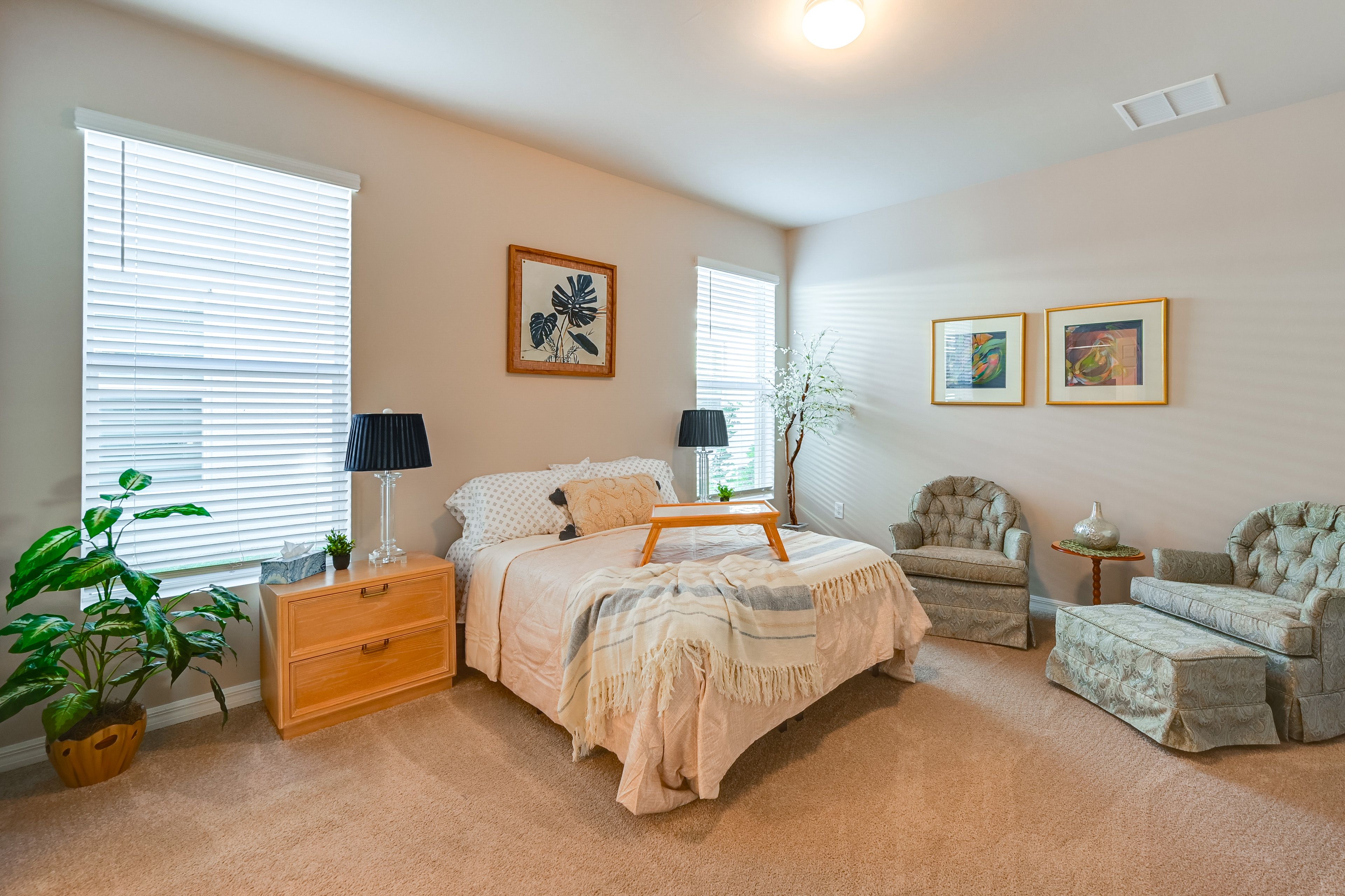 Bedroom 1 | Full Bed | Smart TV | En-Suite Bathroom