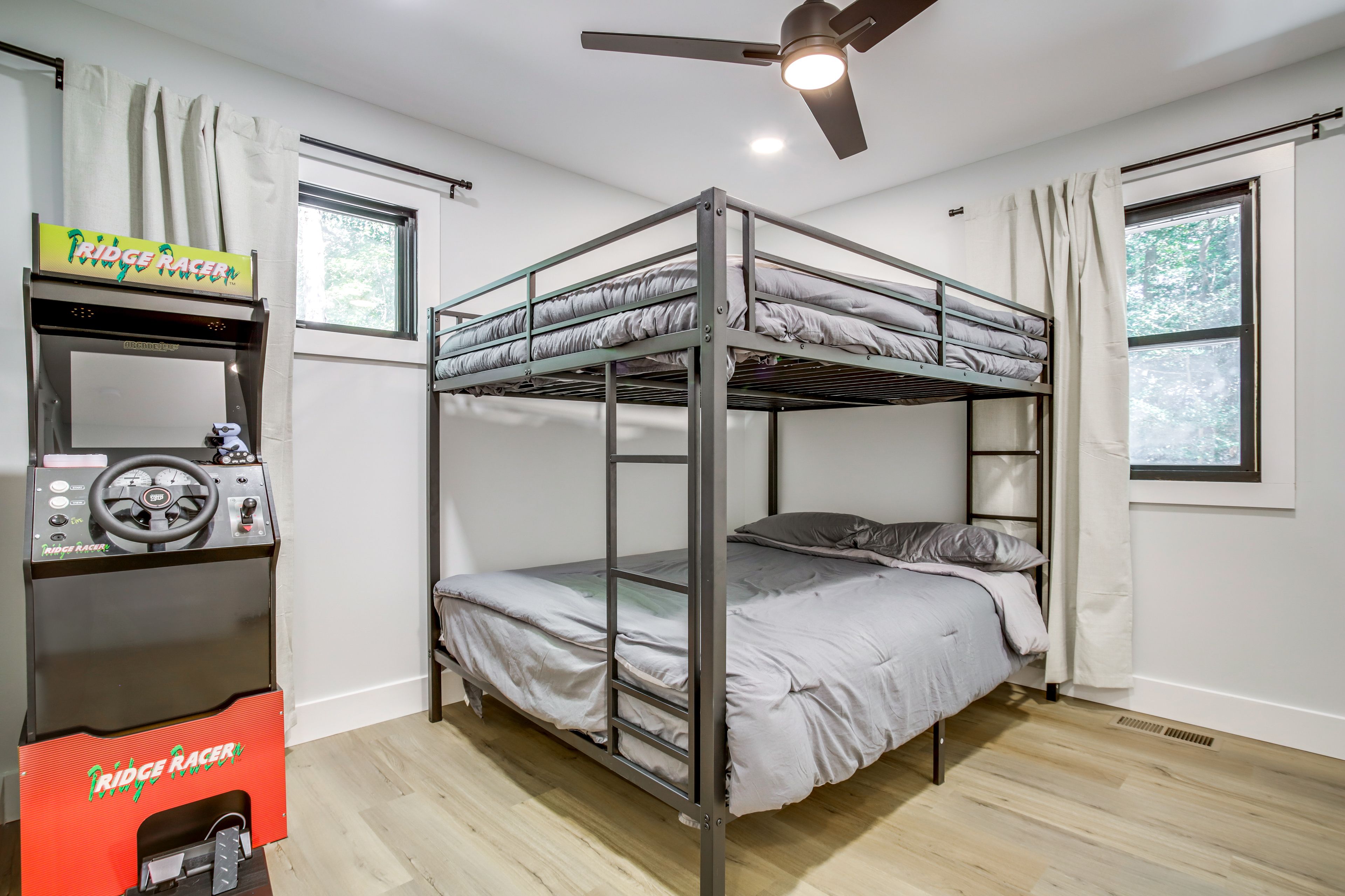 Bedroom 3 | Queen Bunk Bed