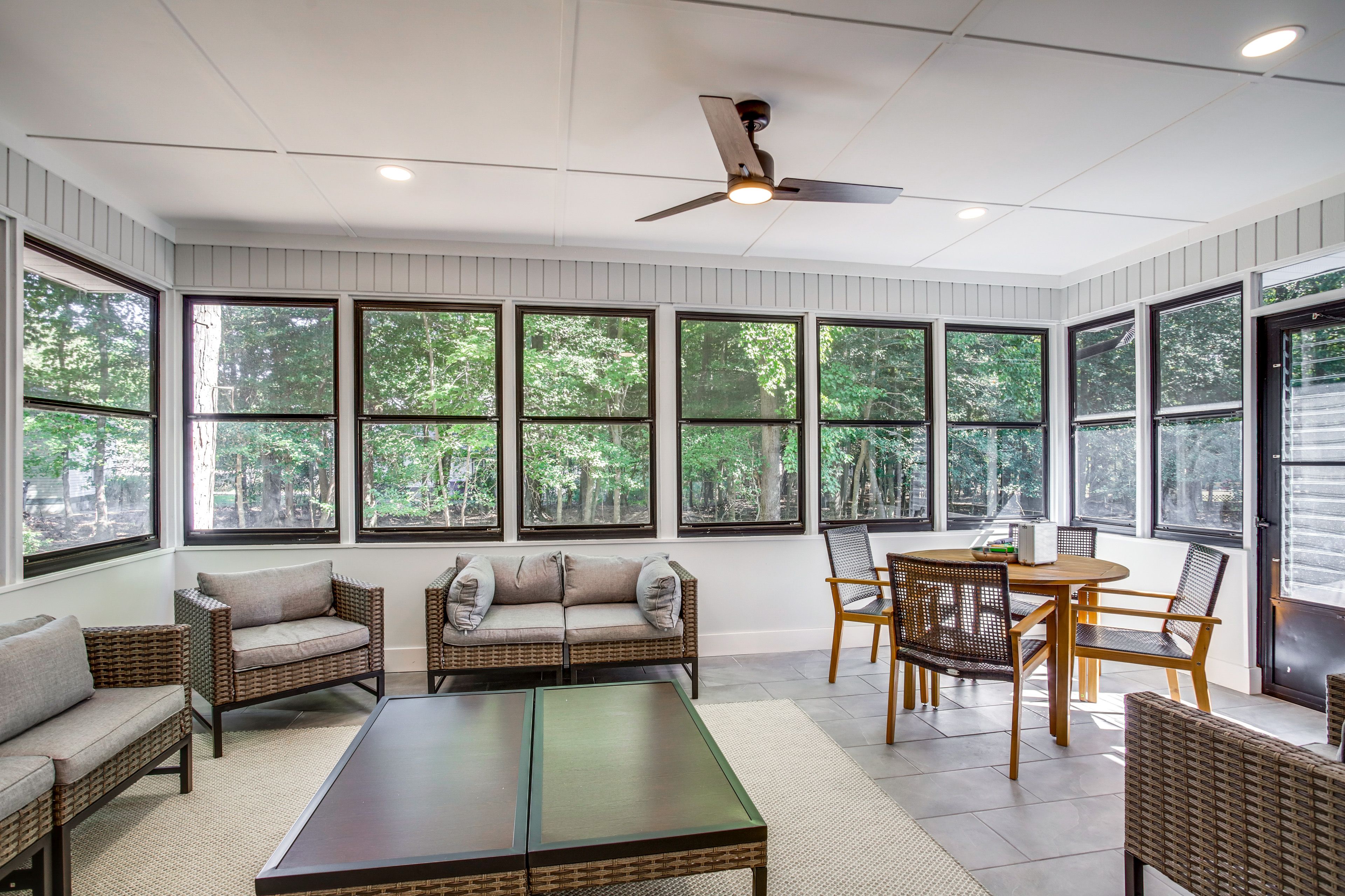 Ocean View Vacation Rental | 3BR | 2BA | 1,400 Sq Ft | 4 Steps to Enter