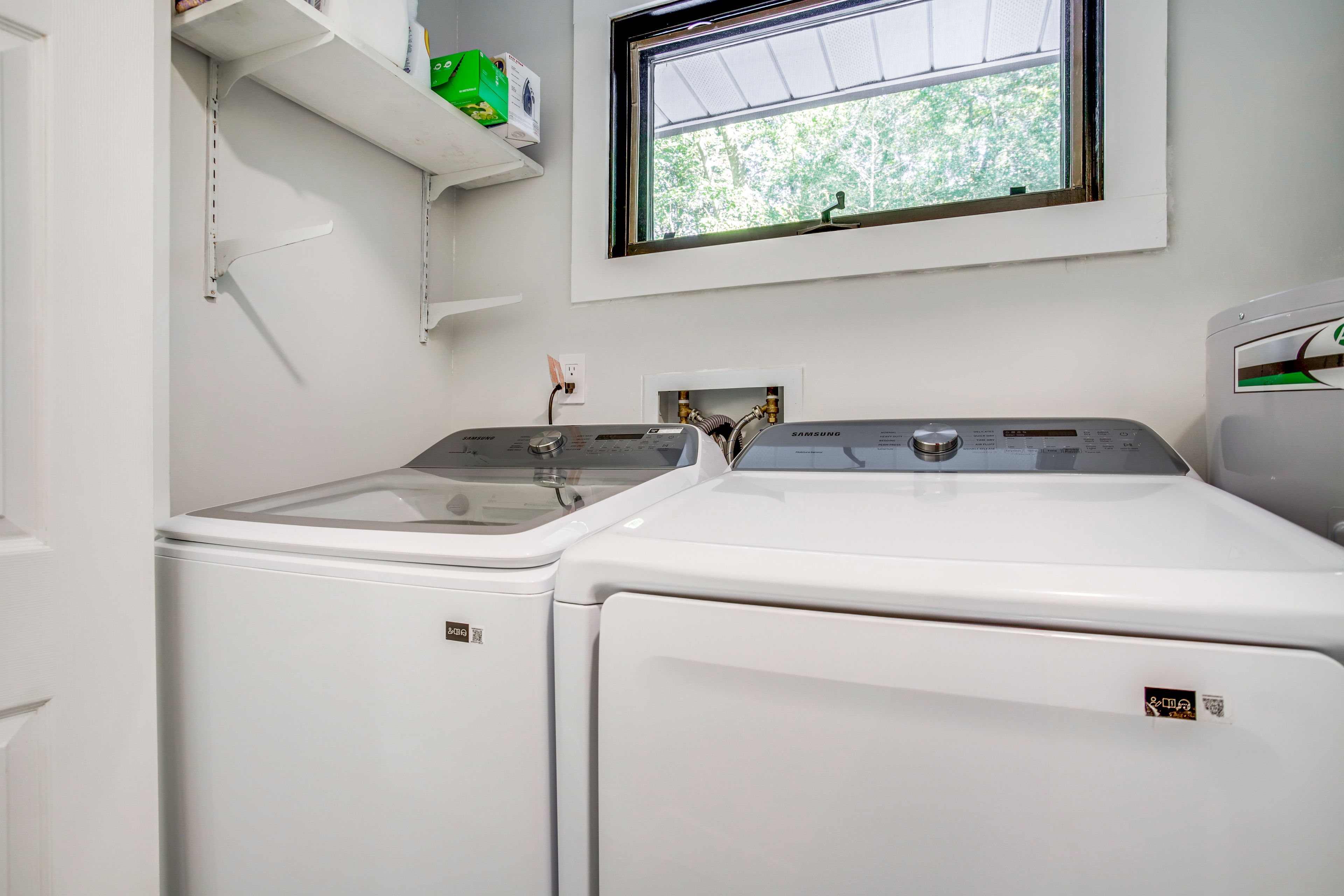 In-Unit Laundry
