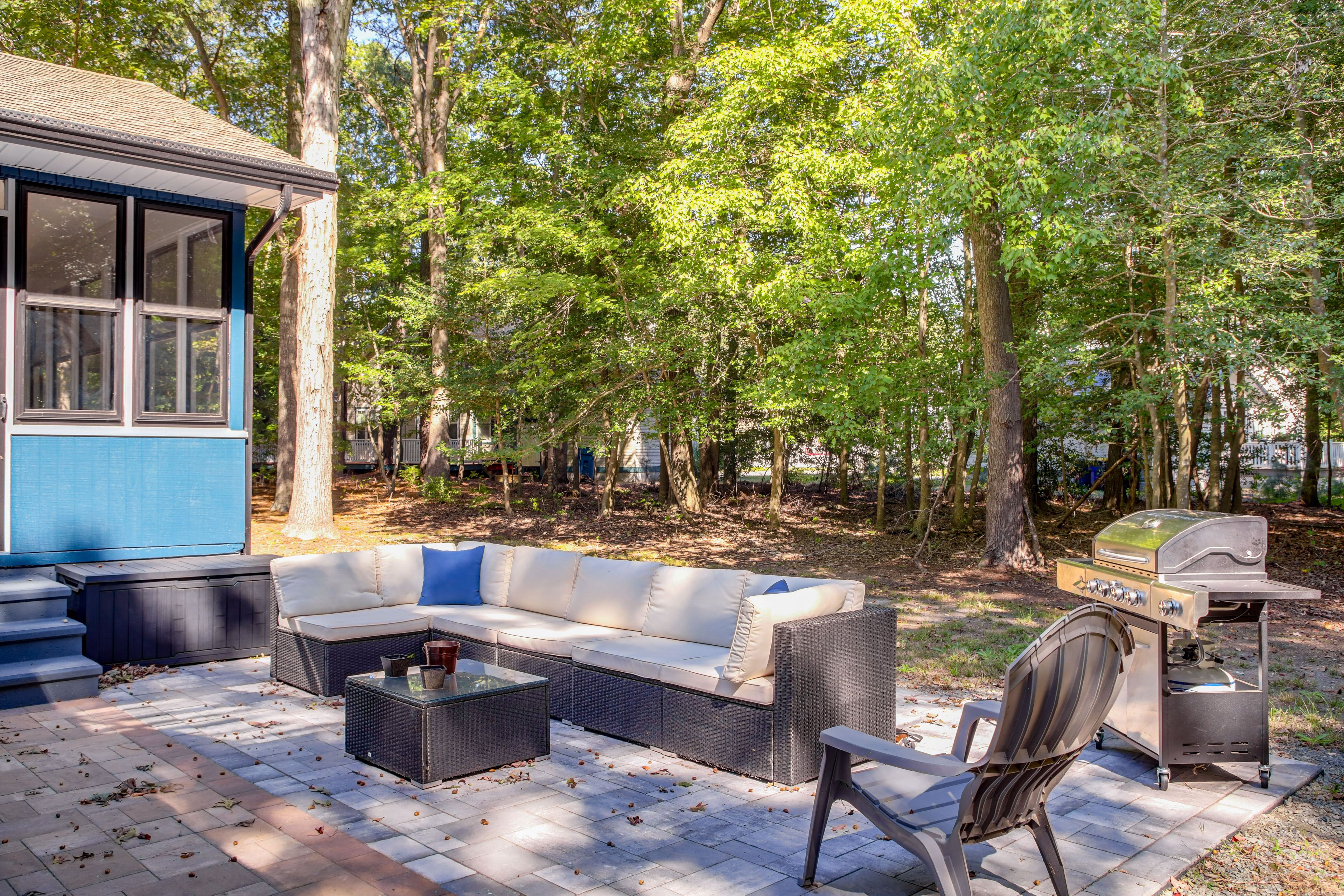 Private Backyard Area | Gas Grill