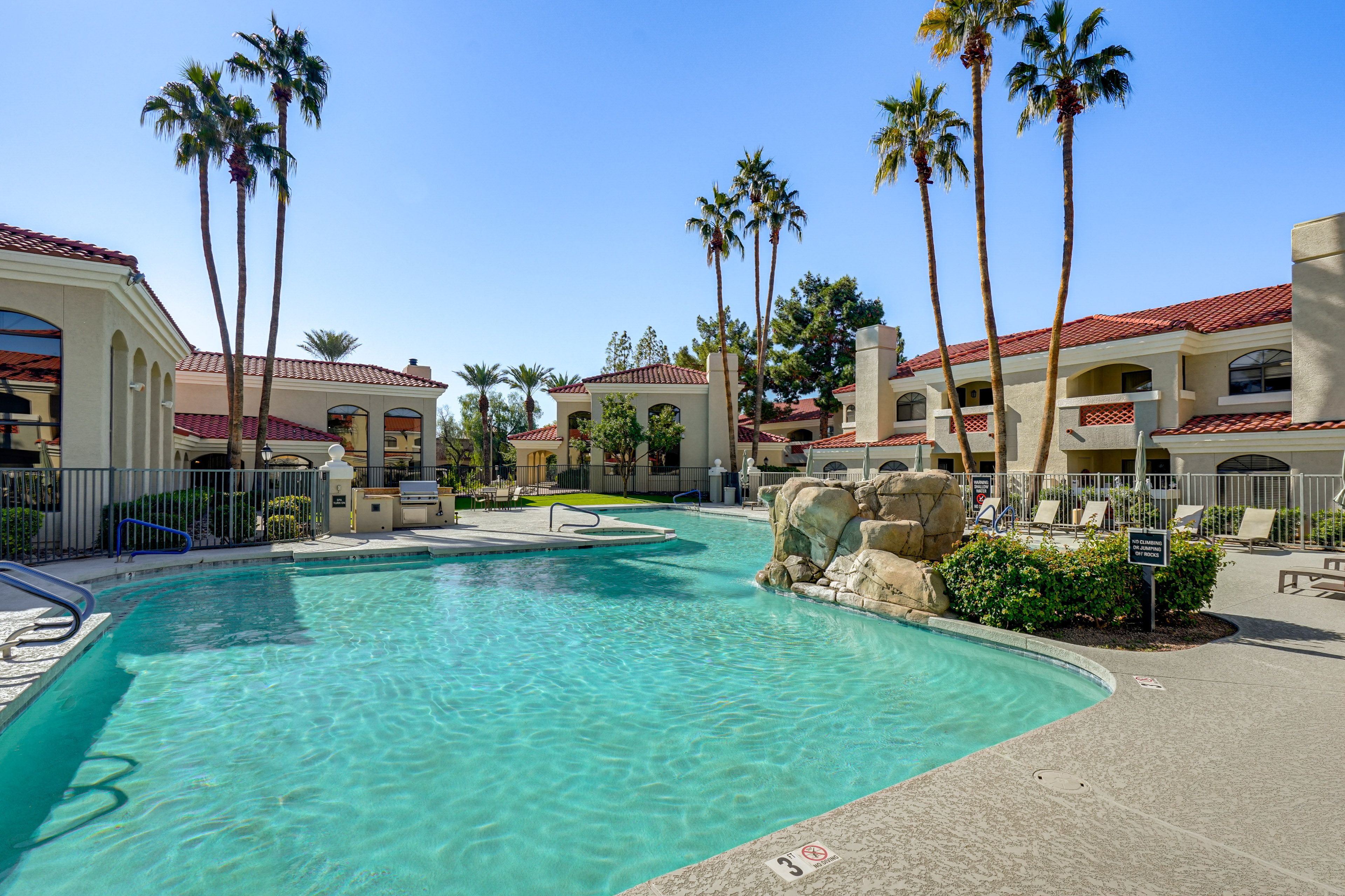 Camden San Paloma | Community Amenities | Heated Outdoor Pool & Spa