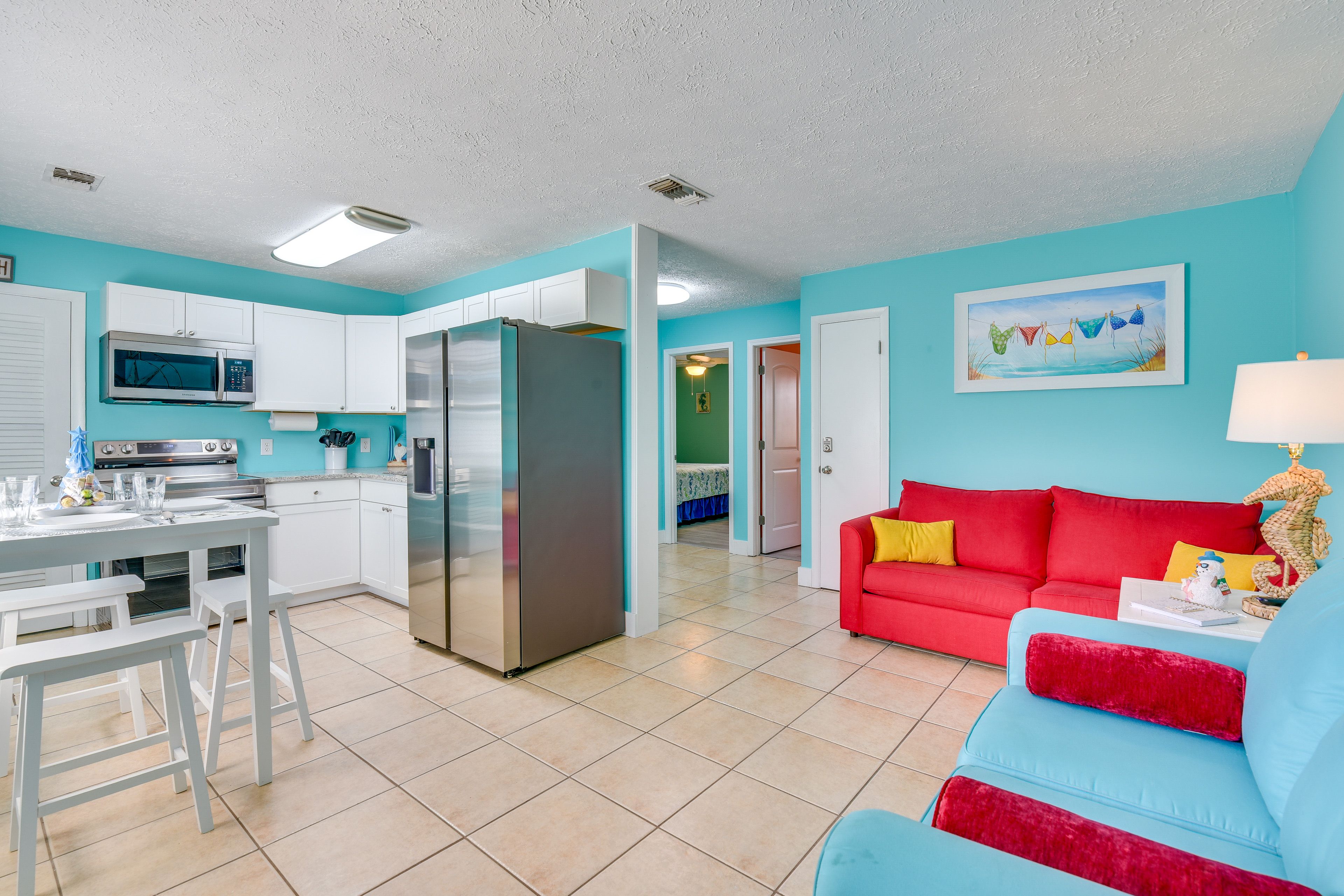 Living Room | Central A/C & Heating