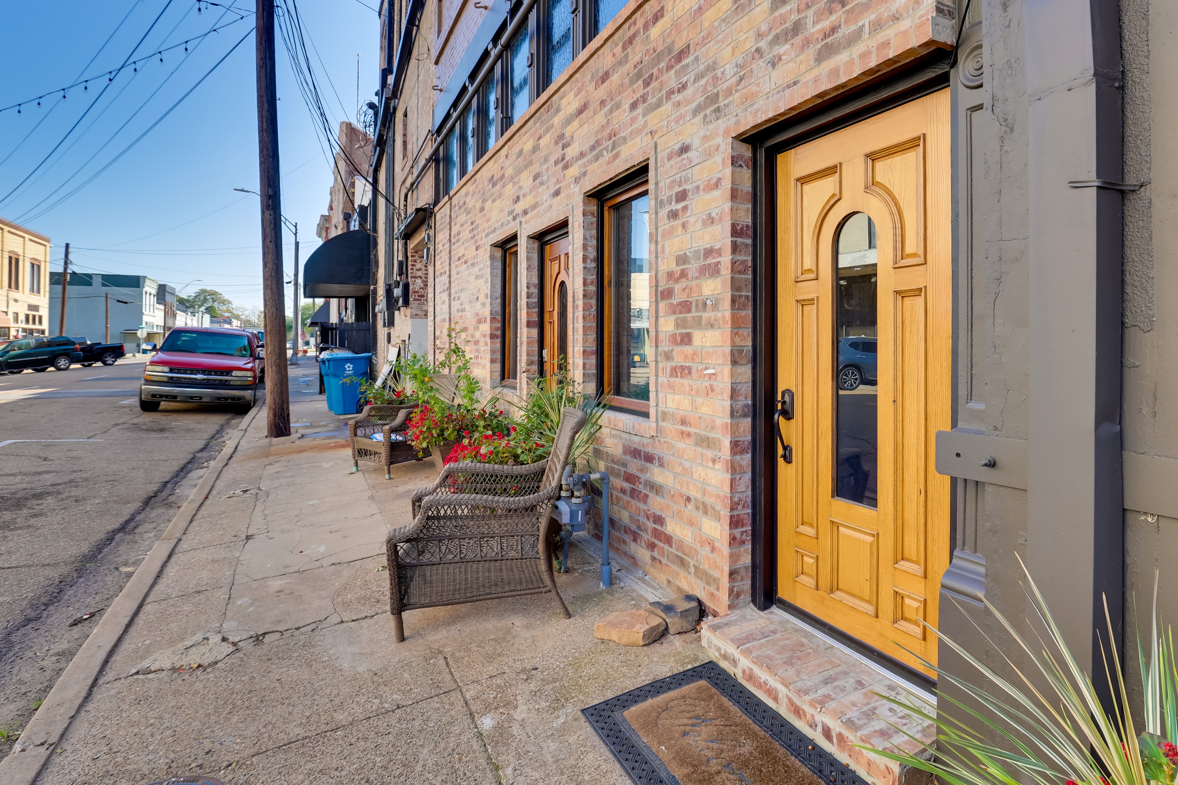 Parking | Free Street Parking (First-Come, First-Served)