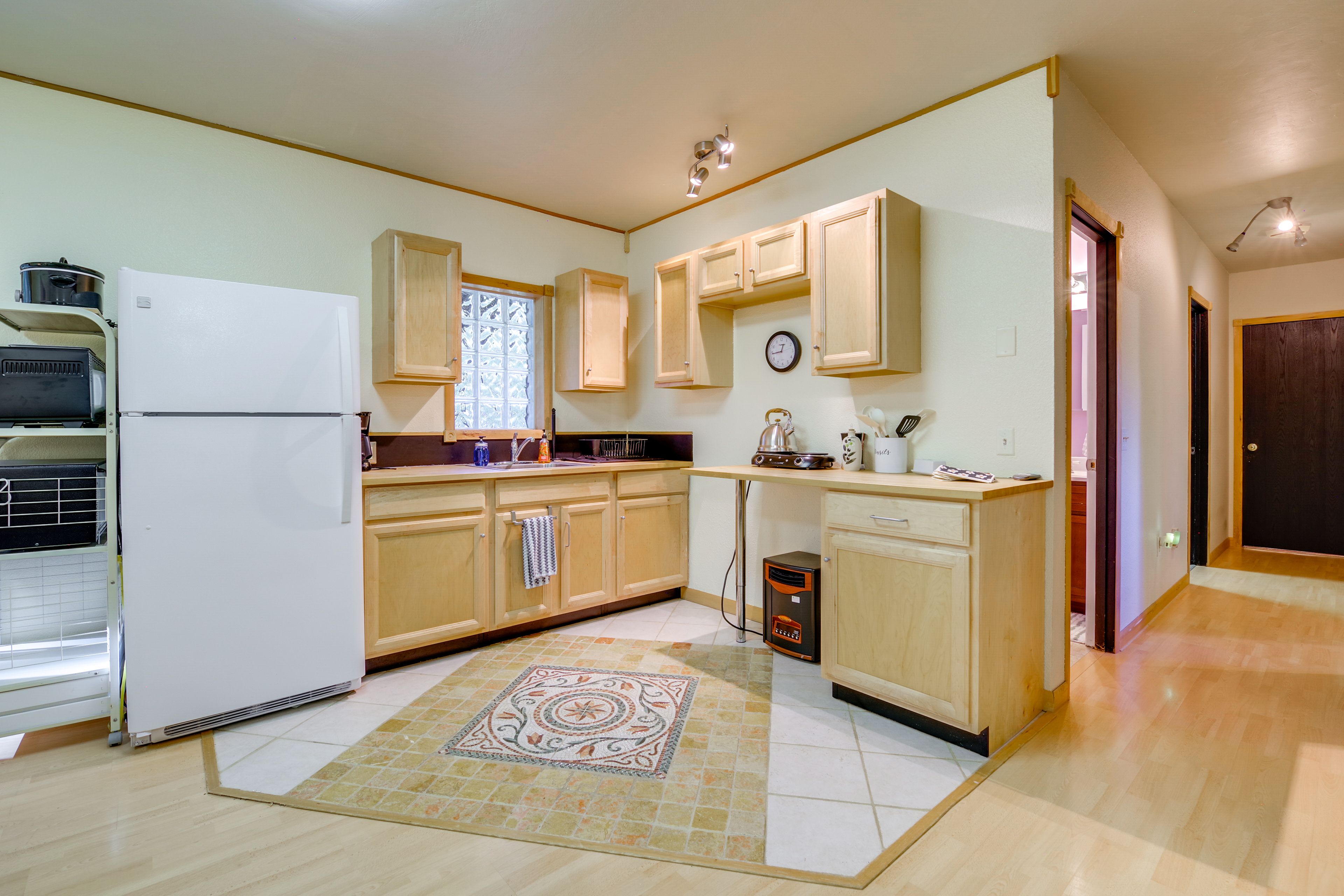 Kitchenette | Cooking Basics | Drip Coffee Maker