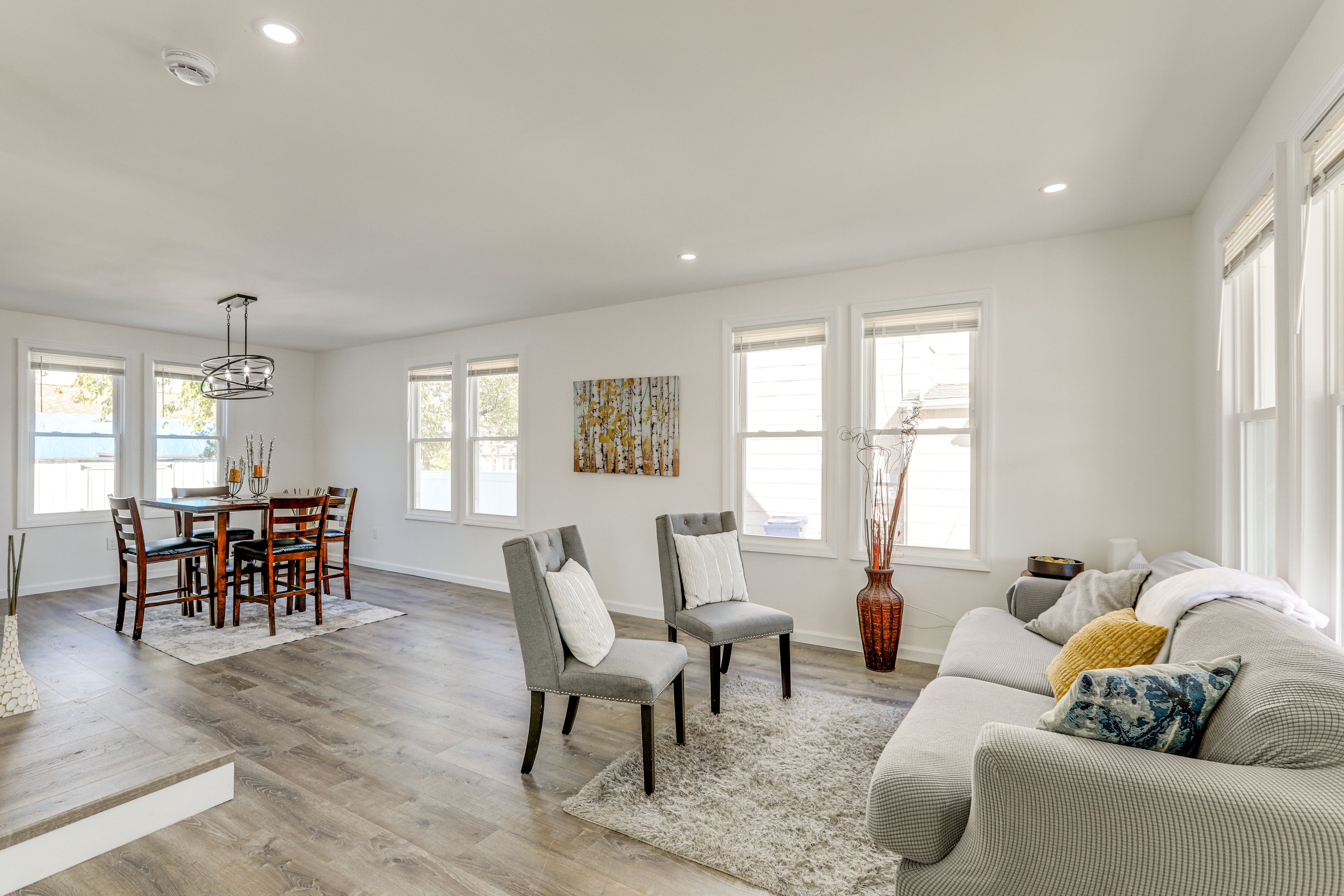 National Park Vacation Rental | 4BR | 2.5BA | 2,022 Sq Ft | 5 Steps to Access