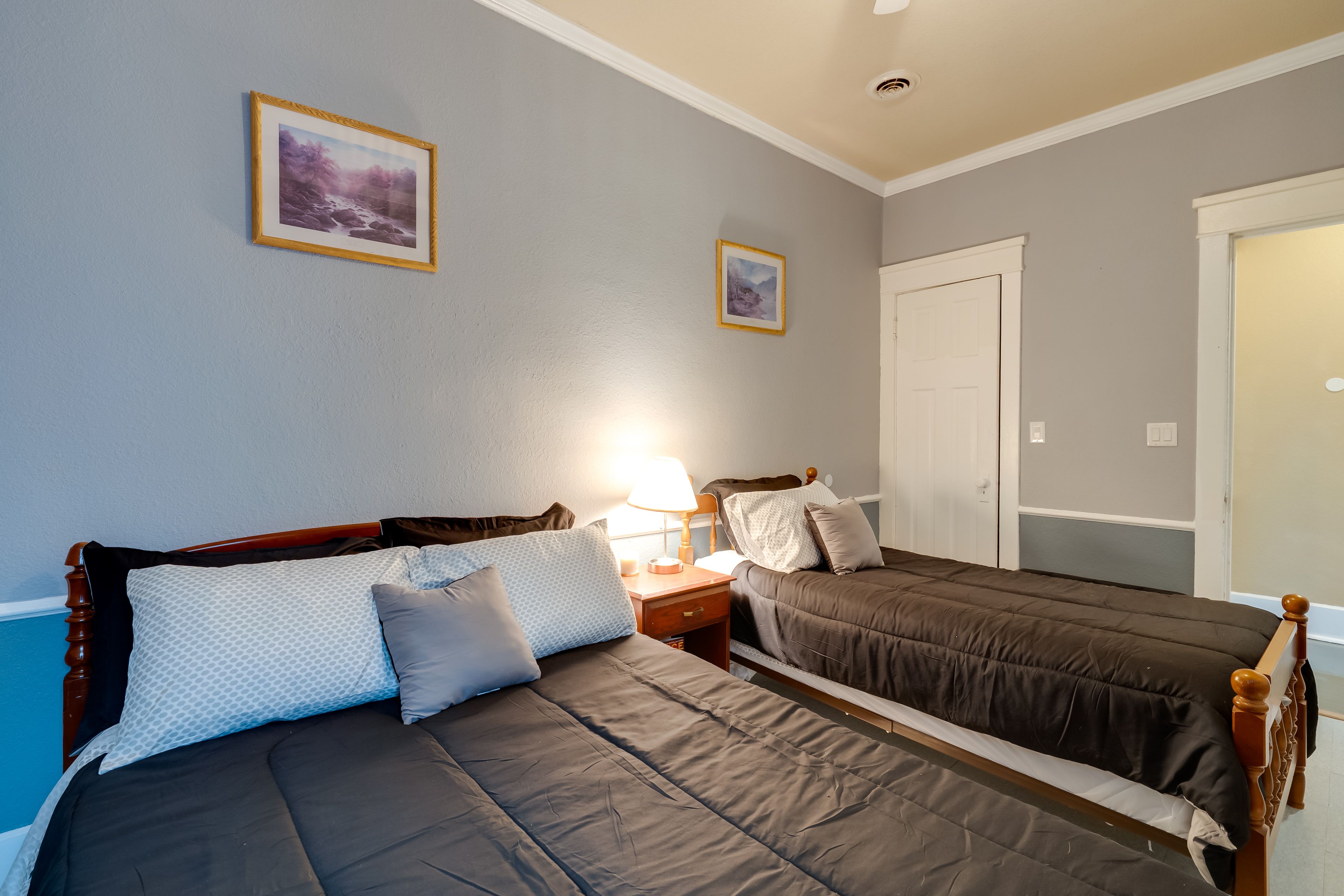 Bedroom 3 | 2 Twin Beds