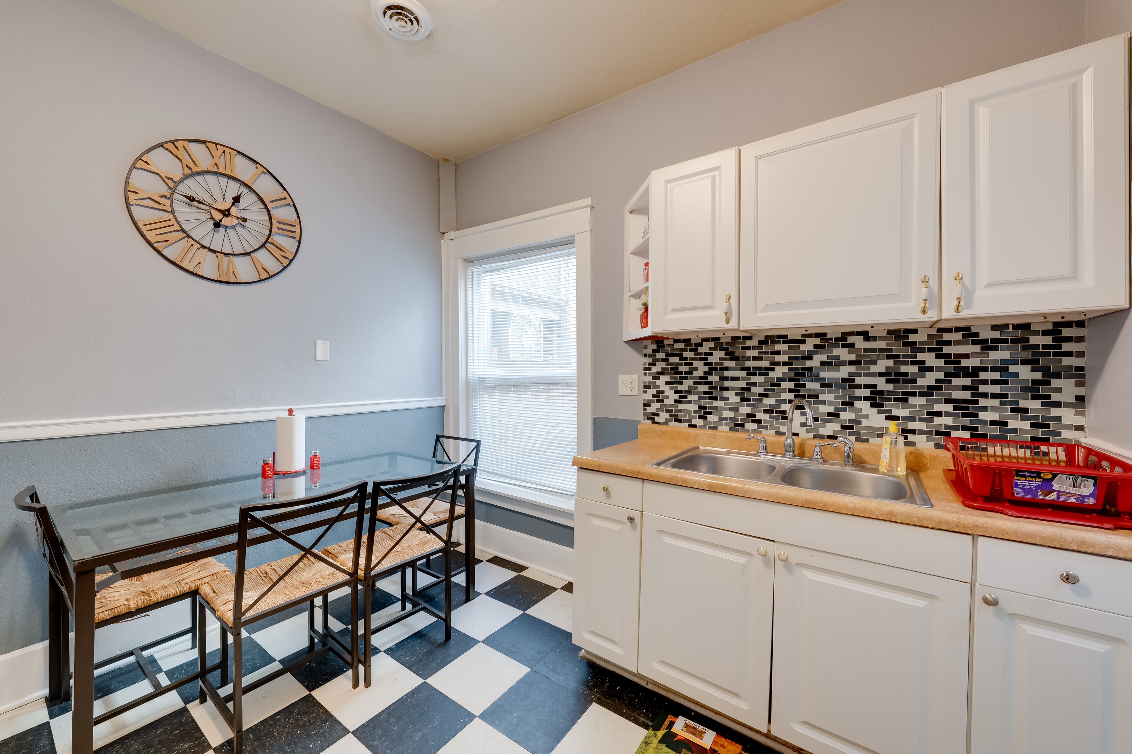 Kitchen | Dishware & Flatware | Keurig