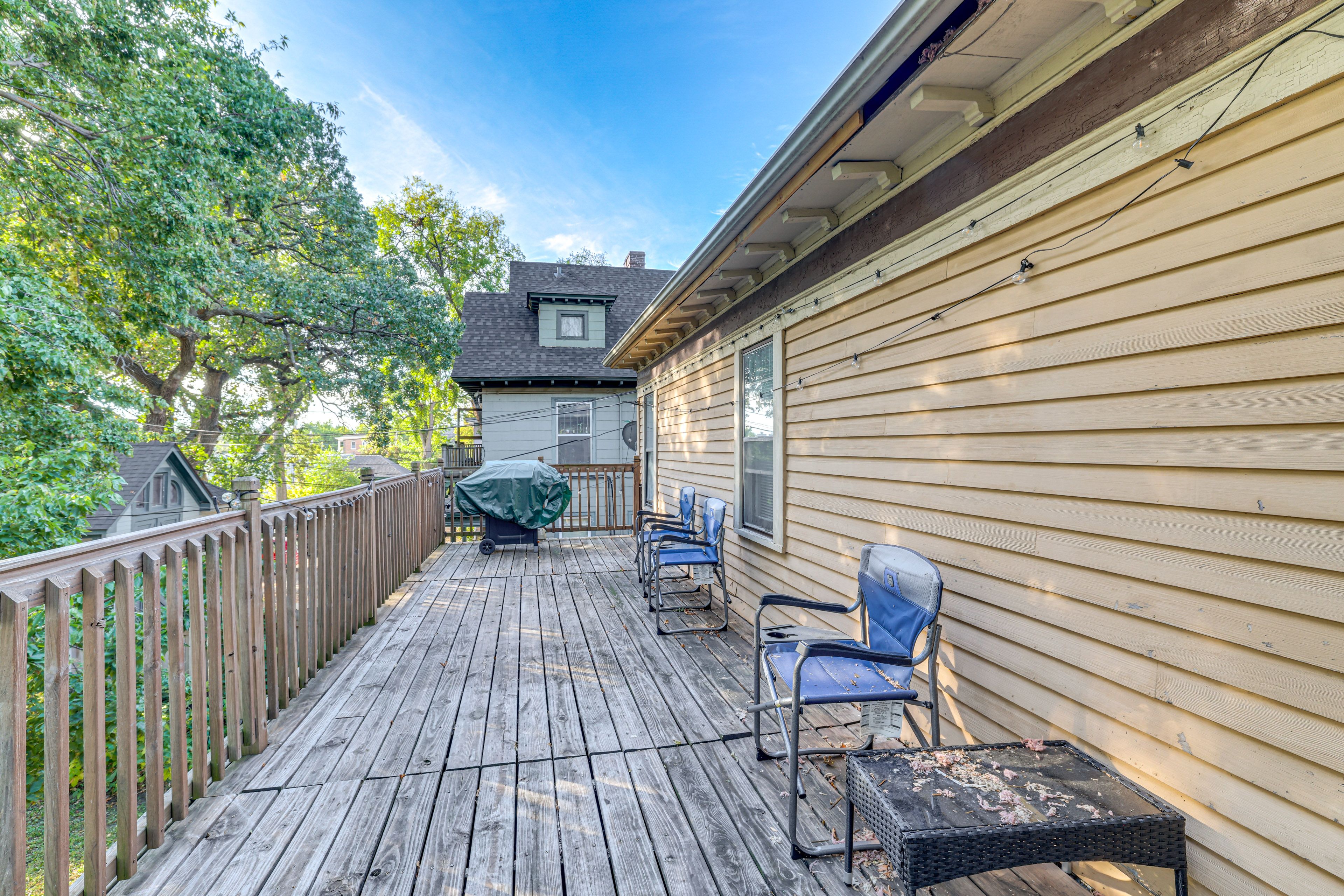 Deck | Gas Grill