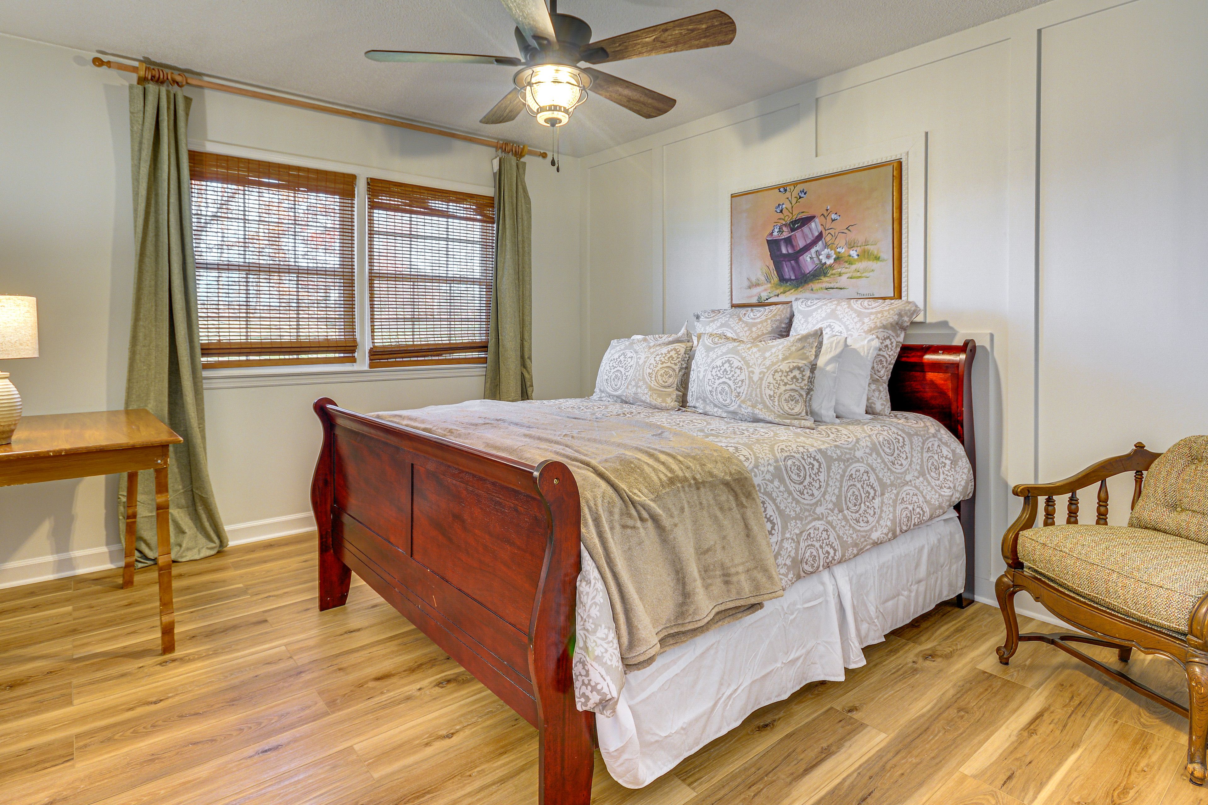 Bedroom 3 | Queen Bed | Lower Floor