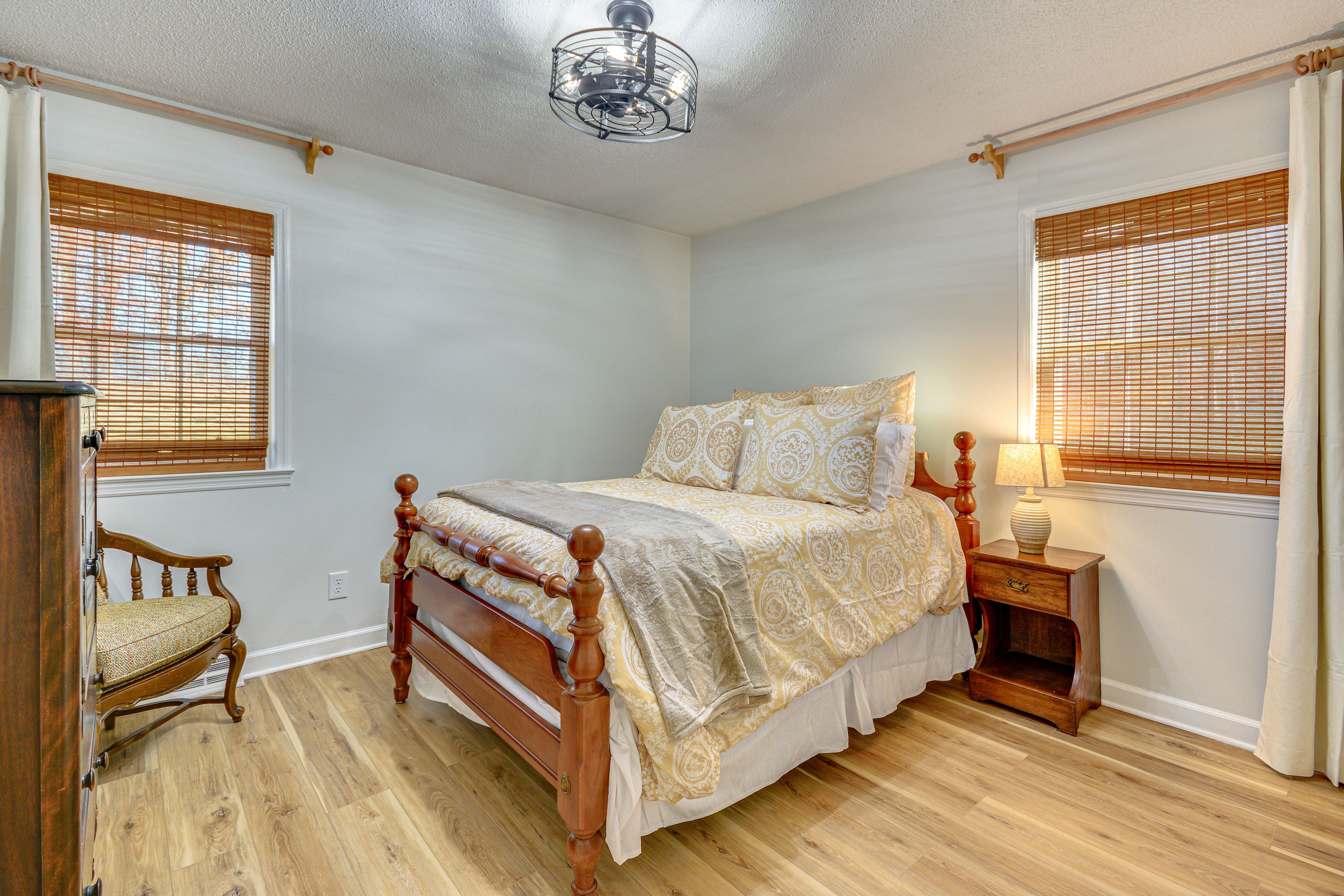 Bedroom 4 | Full Bed | Lower Floor