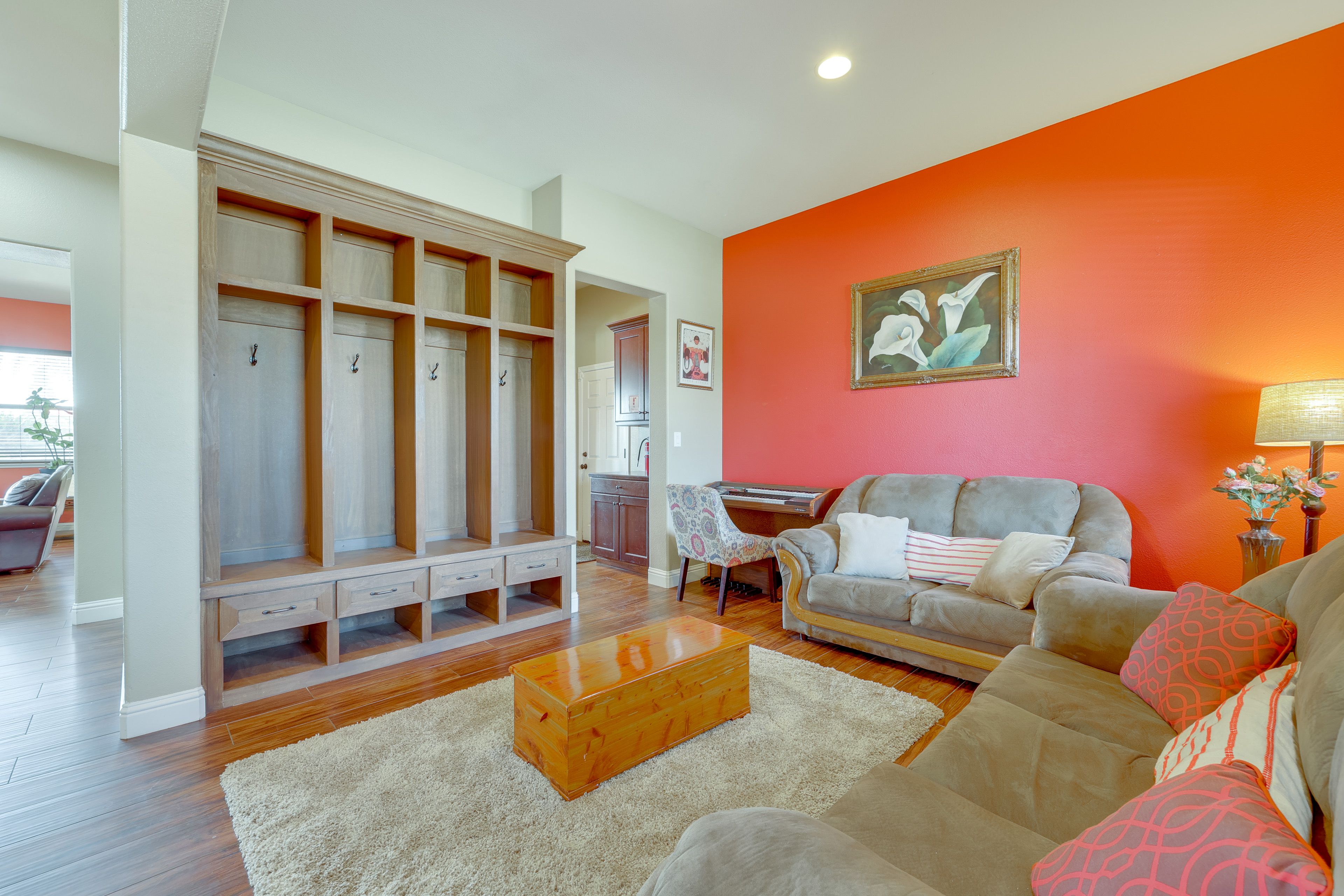 Additional Living Areas | 1st Floor