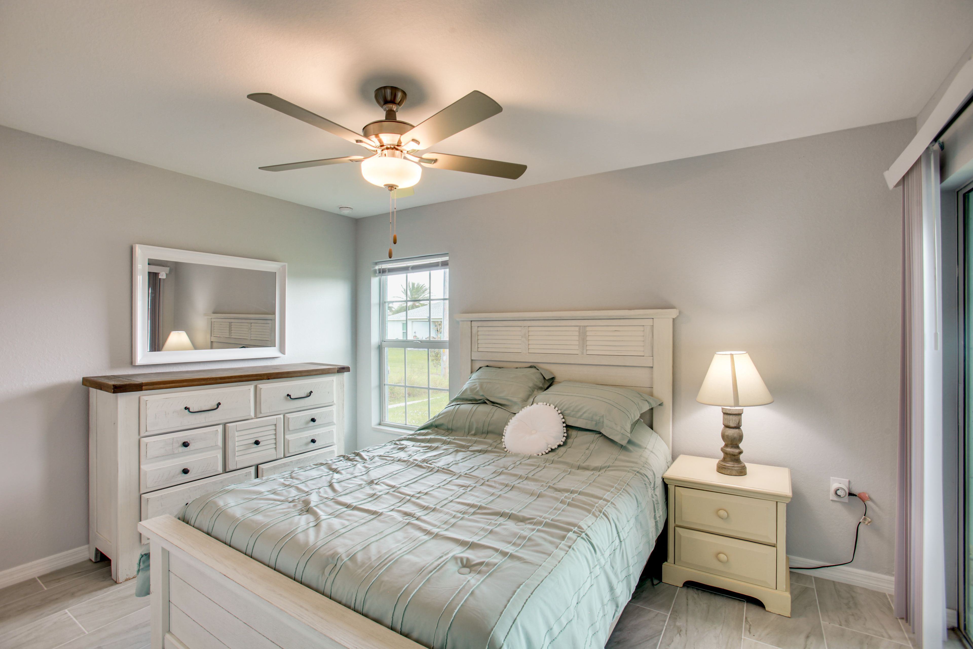 Bedroom 2 | Queen Bed | Linens Provided