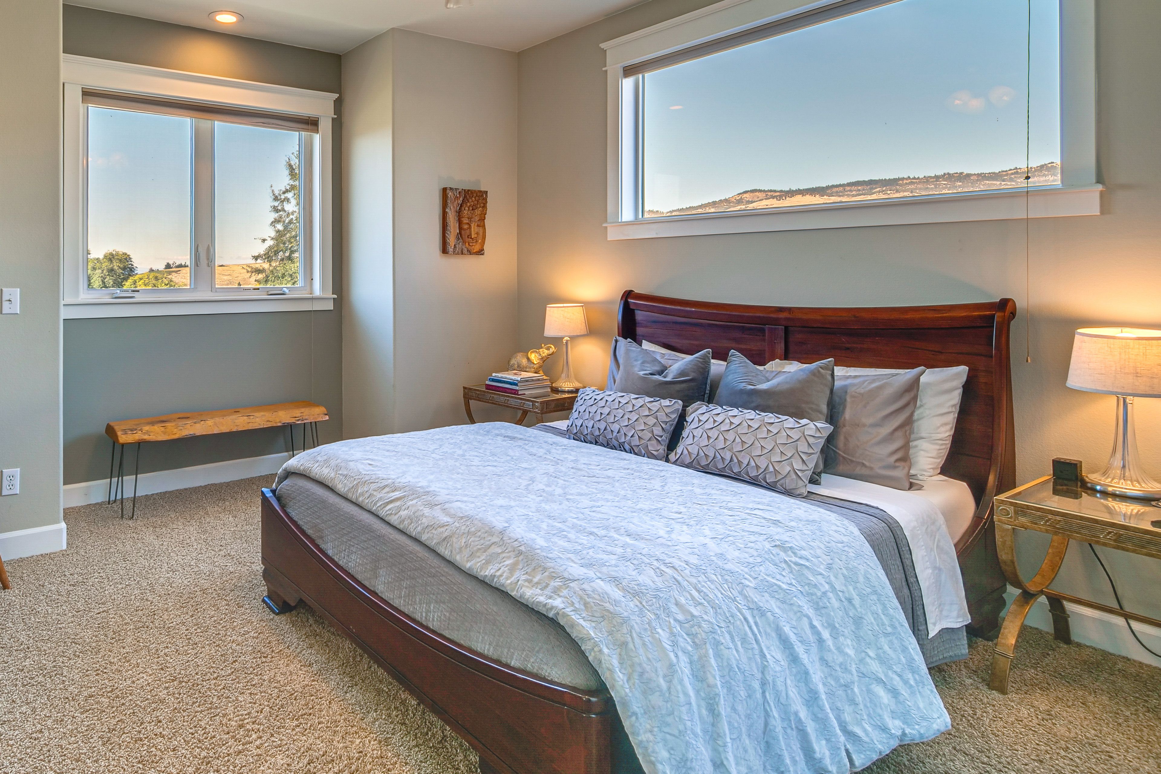 Bedroom 2 | 2nd Floor | Queen Bed